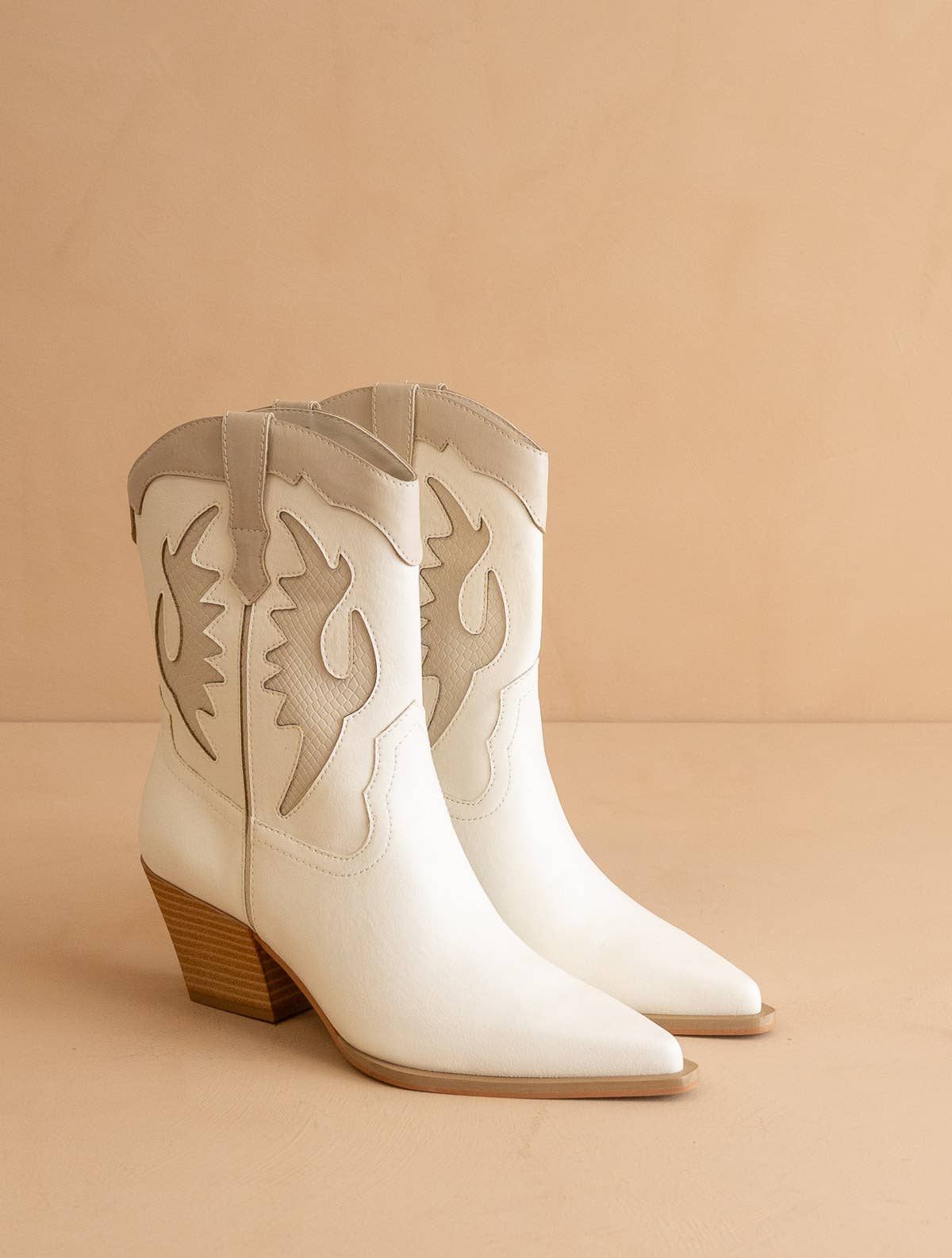 The Houston White Layered Western Boot