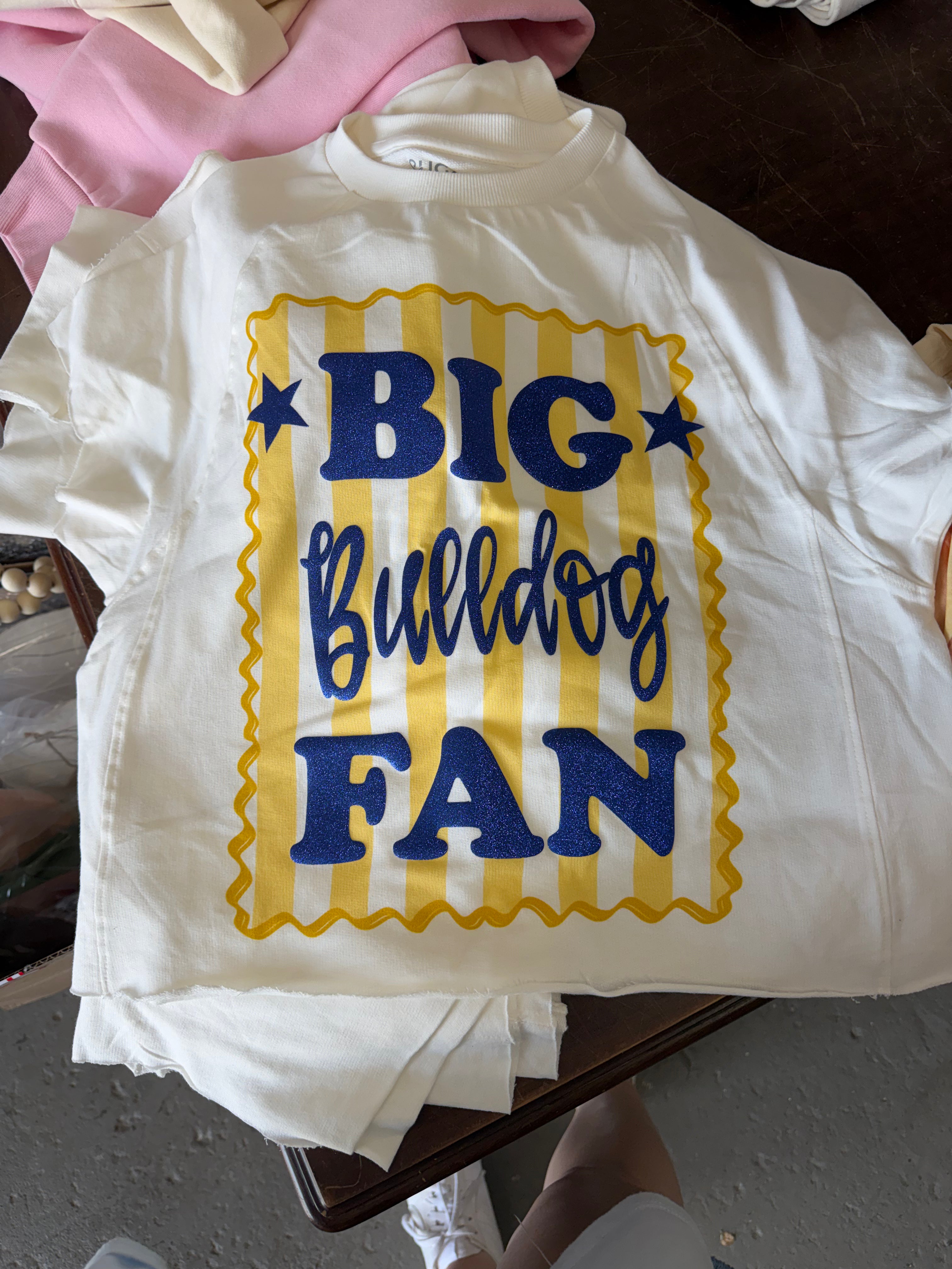 Big Bulldog Fan Tee in Blue