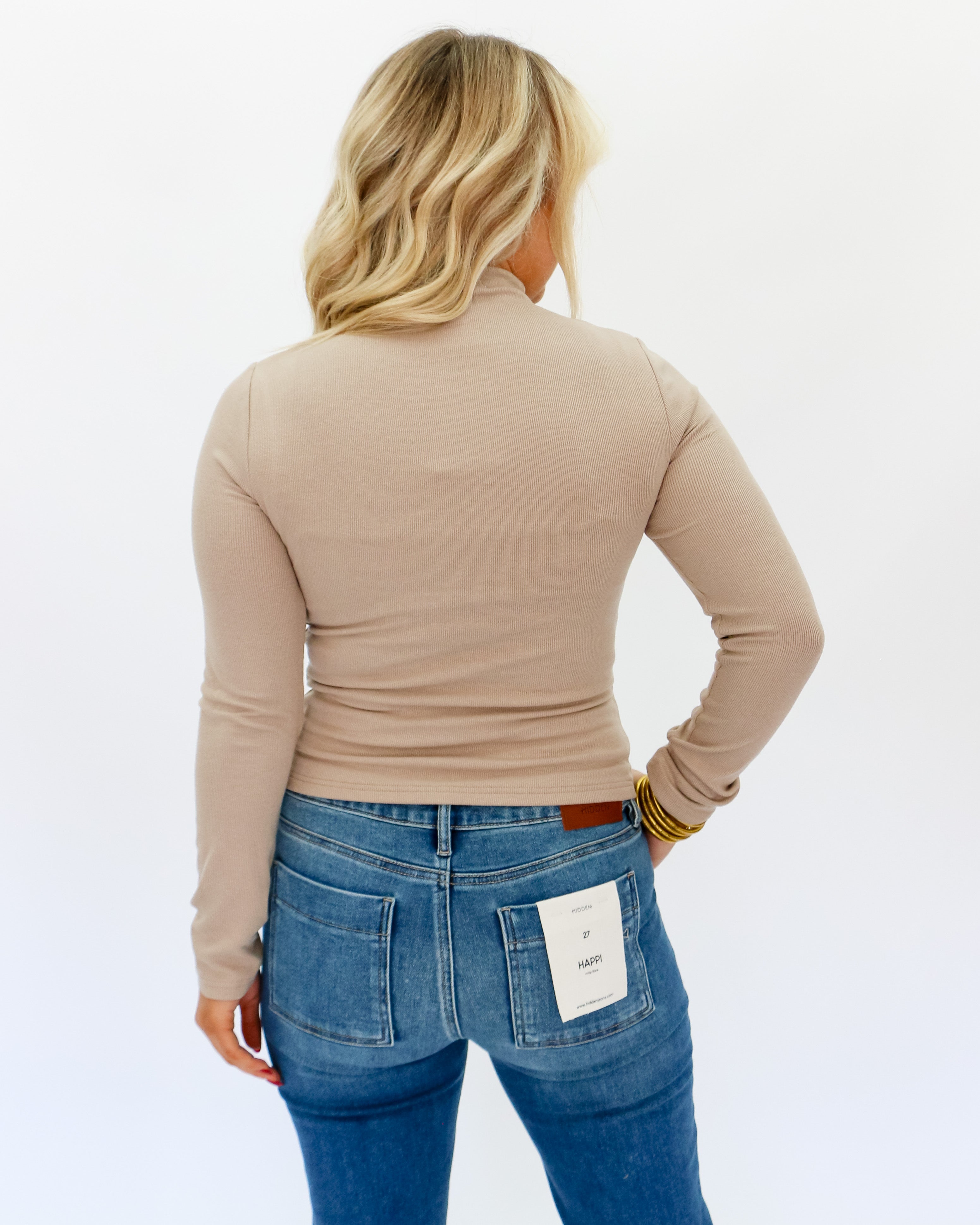 Ribbed Mock Neck Long Sleeve Top in Oatmeal