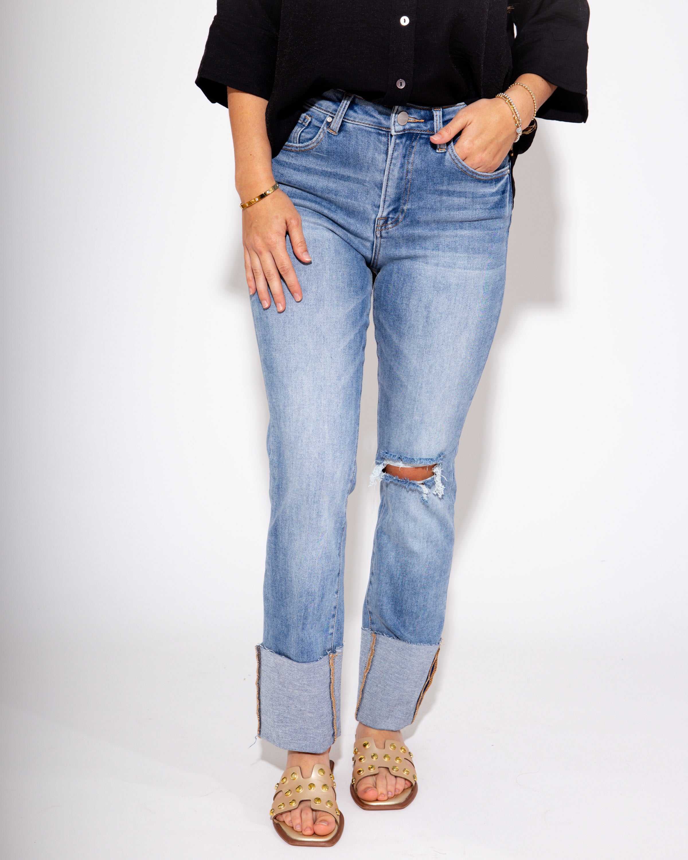 High Rise Ankle Straight Wide Cuffed Jeans in Medium