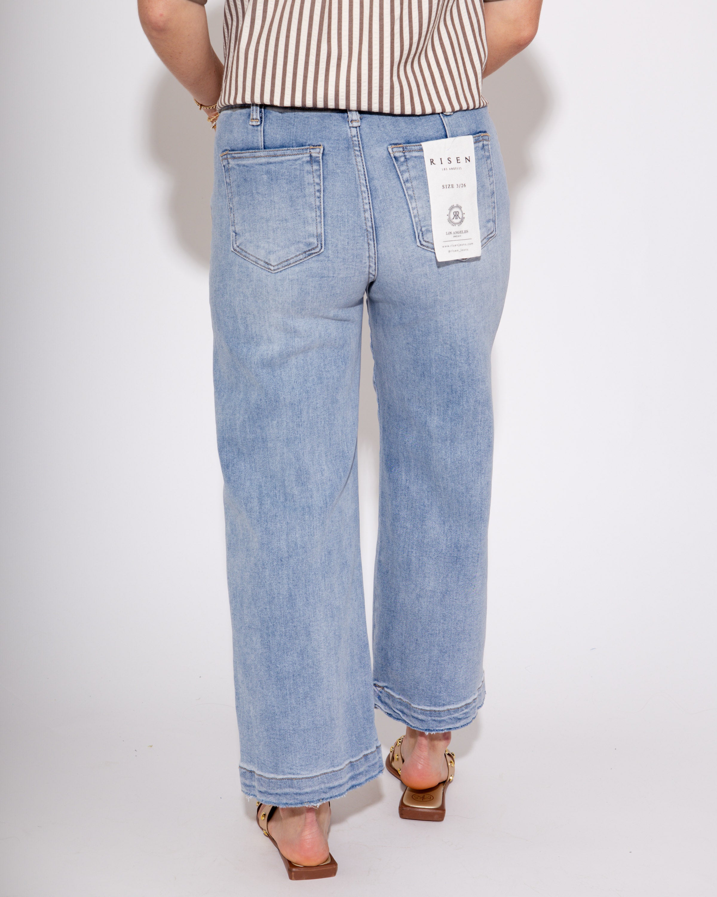 The Front Seam Detail Crop Jeans