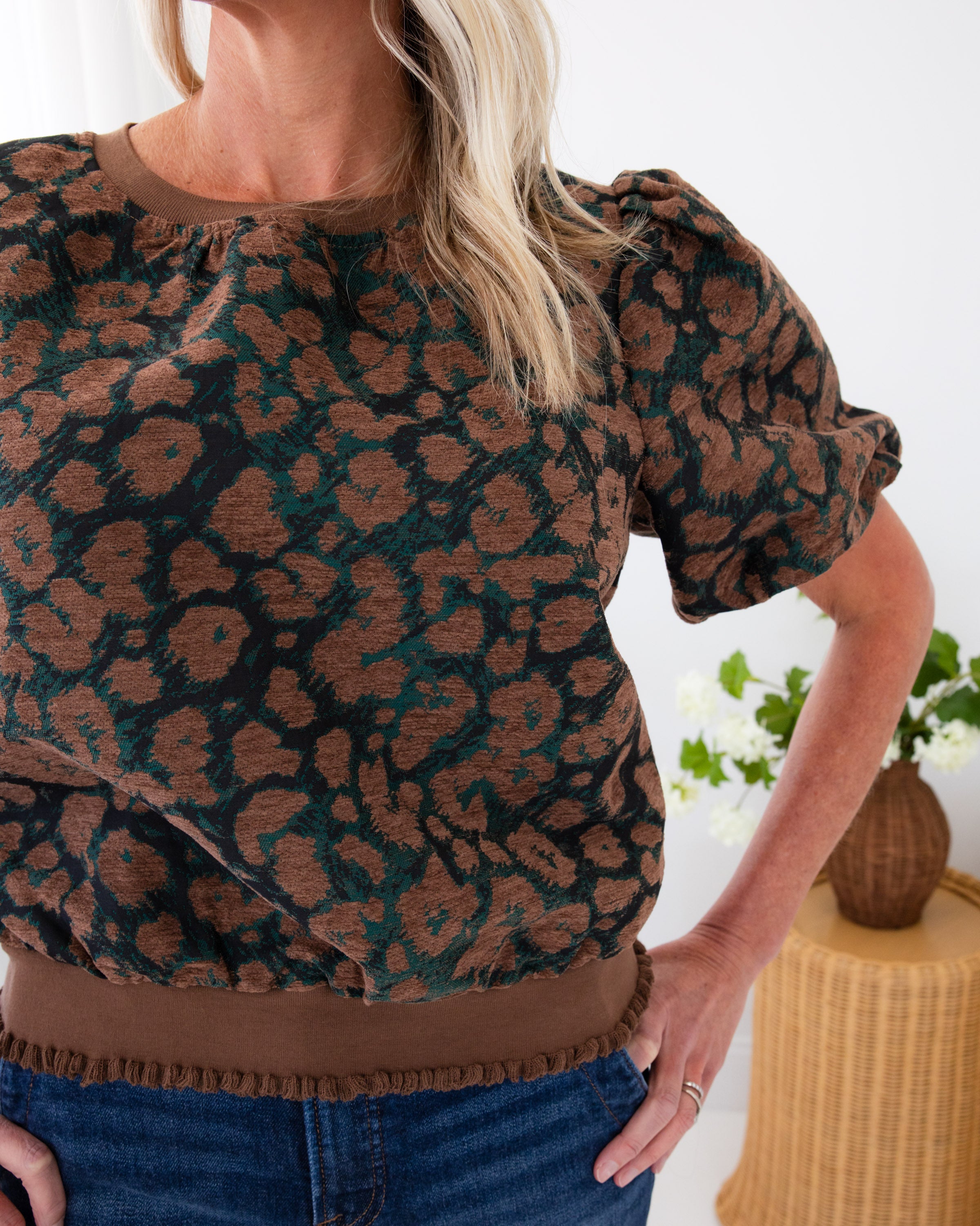 Leopard Bubble Sleeve Top