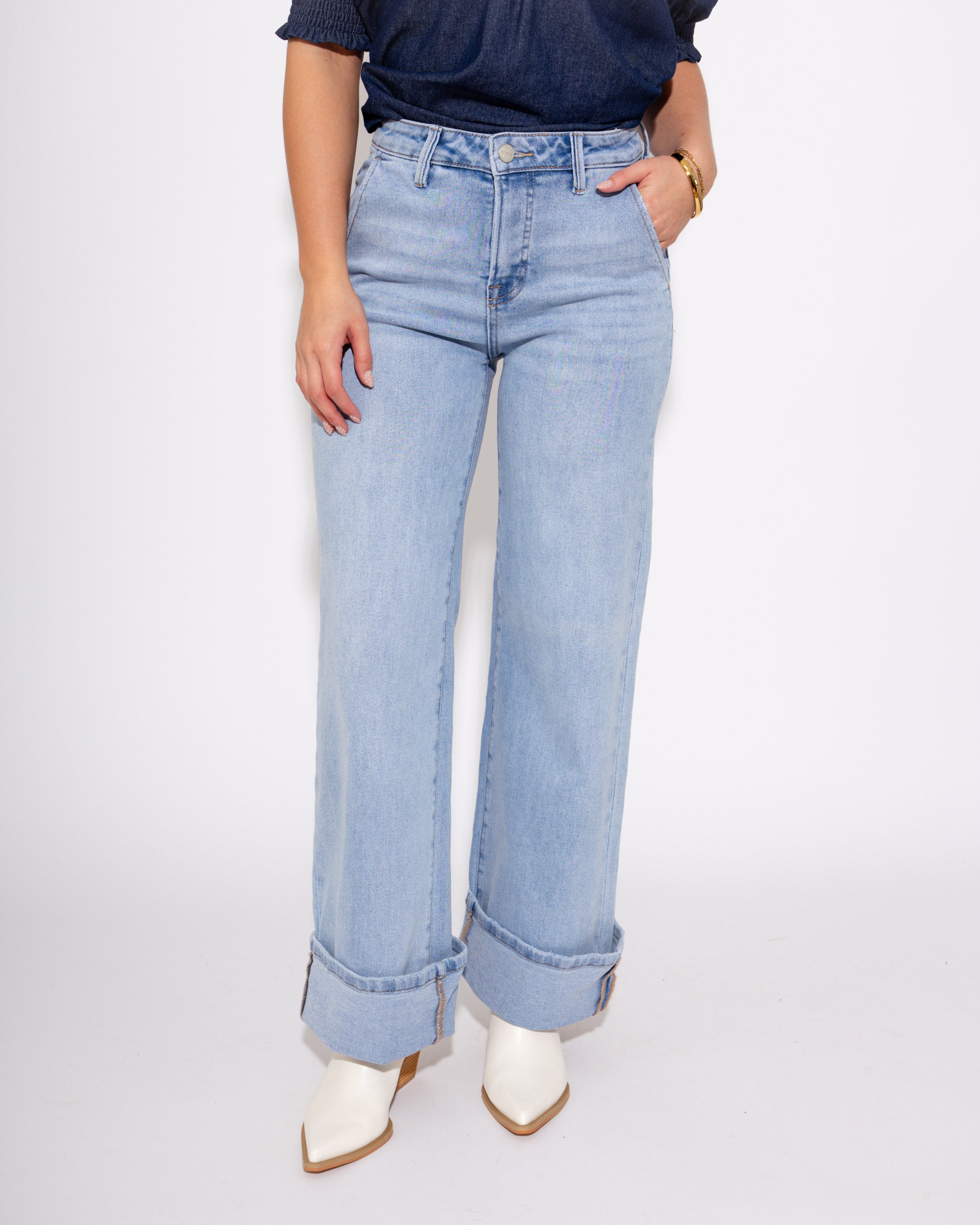 High Rise Ankle Wide Cuffed Jeans in Light