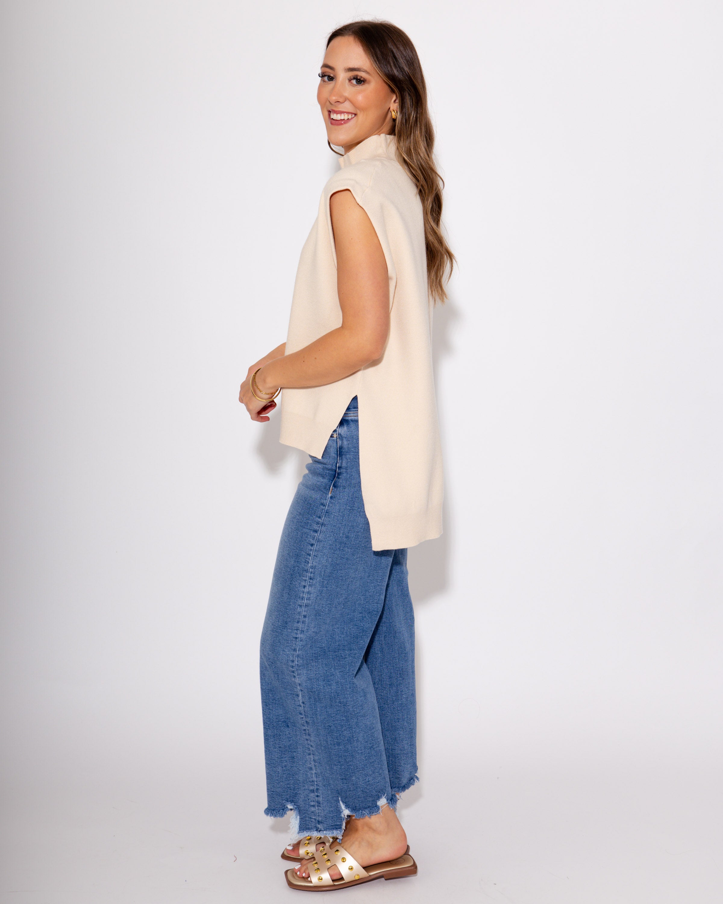 Effortless Edge Pullover Top in Oatmeal