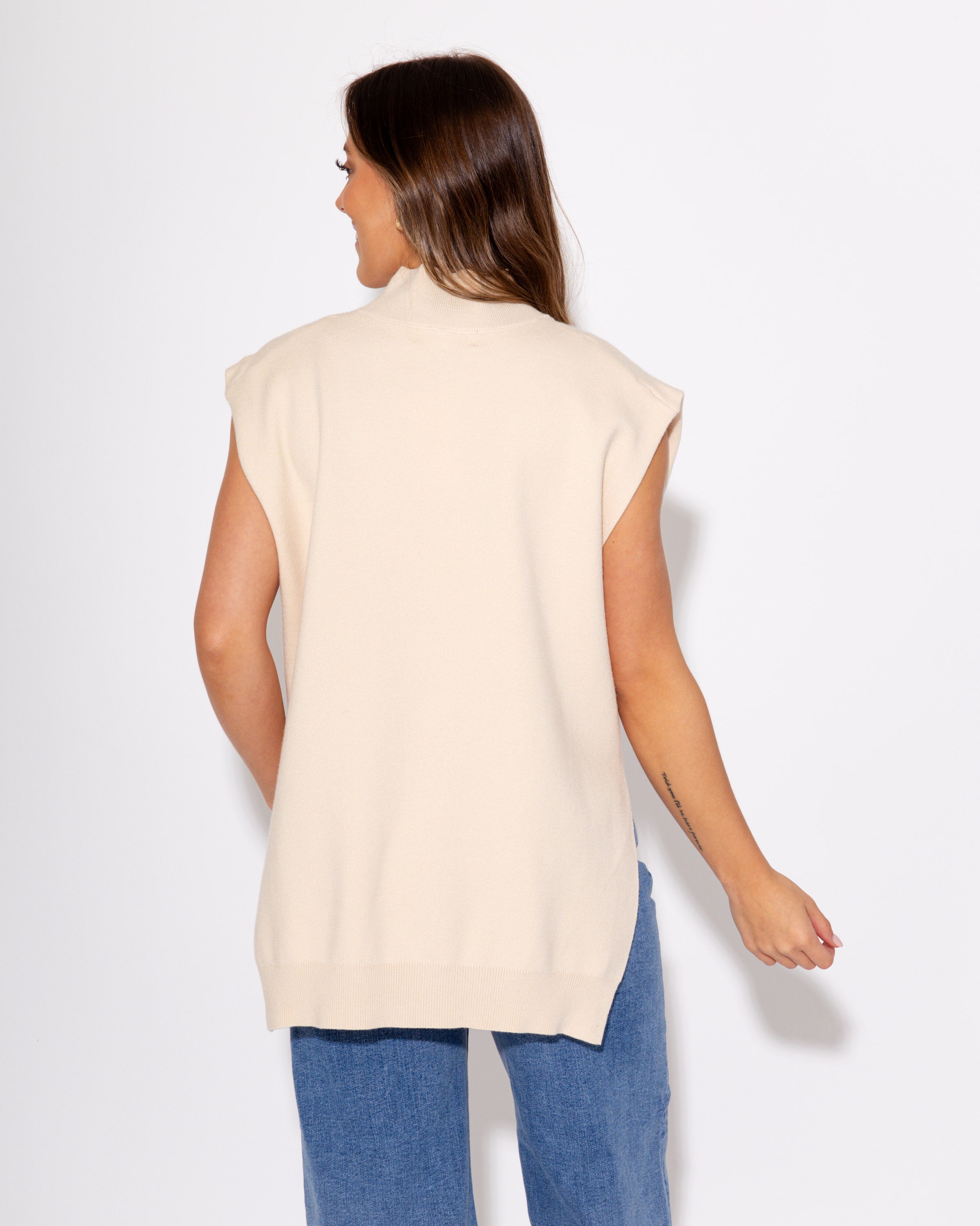 Effortless Edge Pullover Top in Oatmeal
