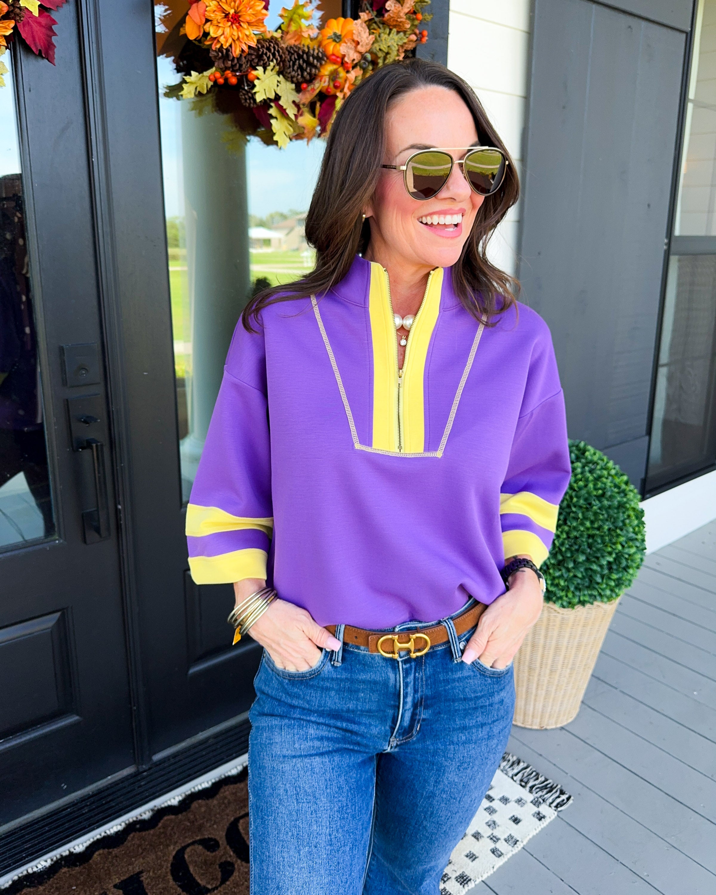 Contrast Detail Short Sleeve Sweatshirt