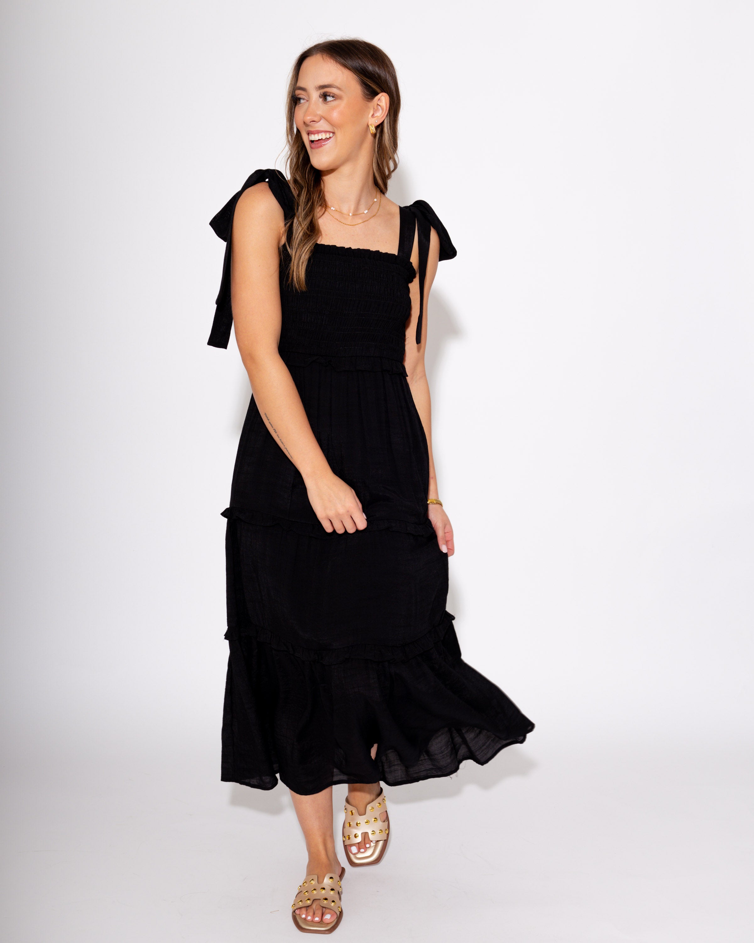Gathered Grace Pleated Midi Dress in Black