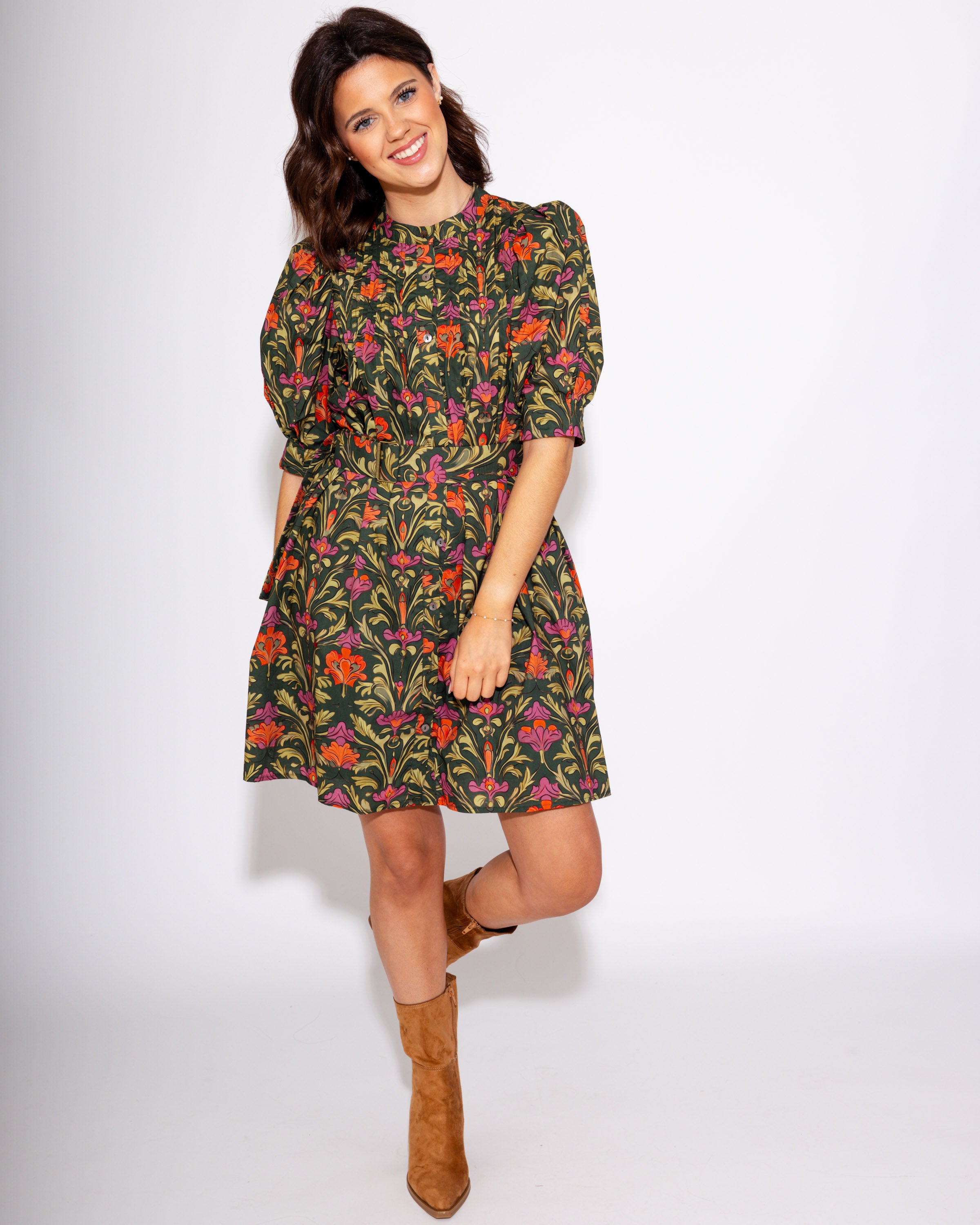 Bright Botanicals Pintuck Mini