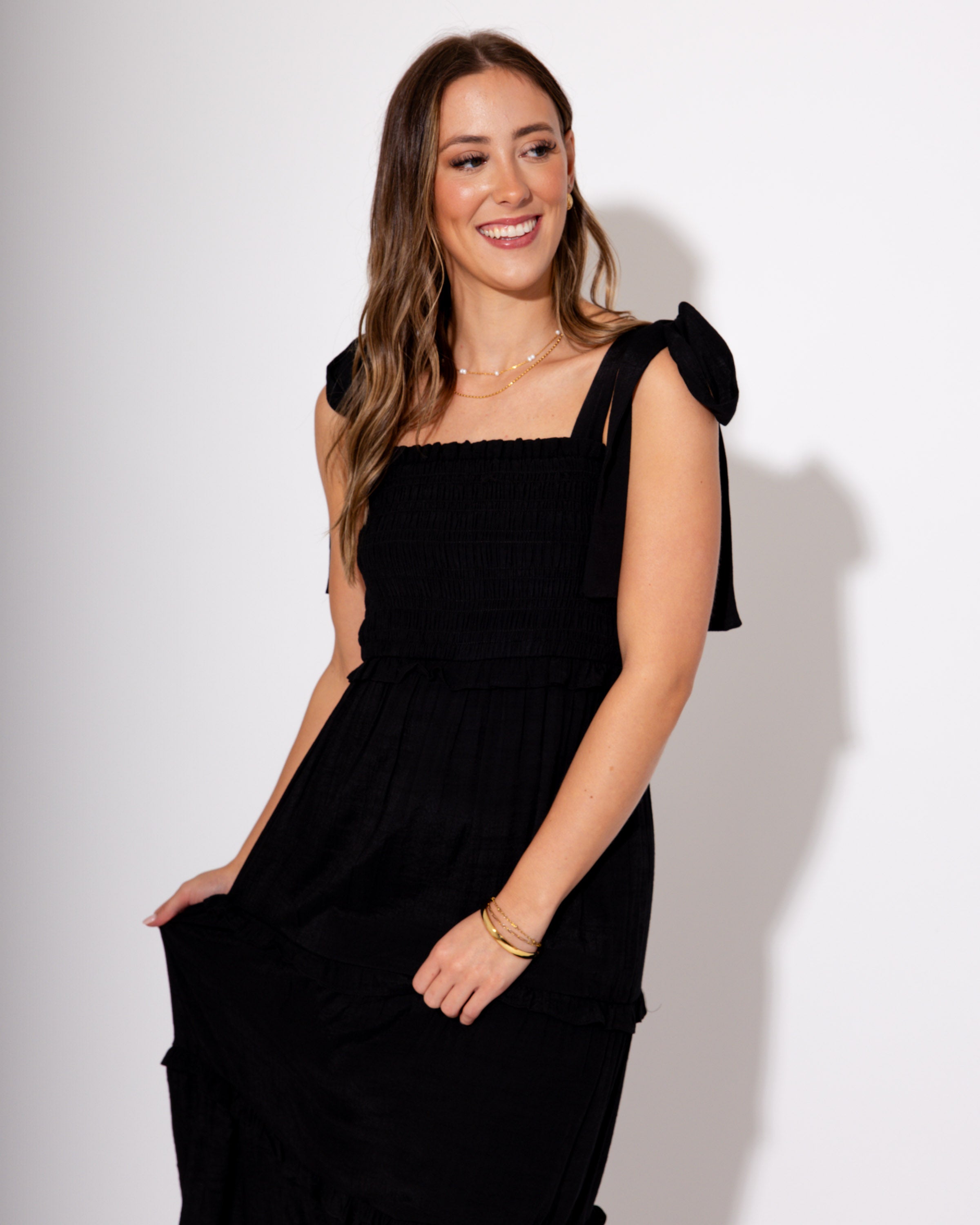 Gathered Grace Pleated Midi Dress in Black