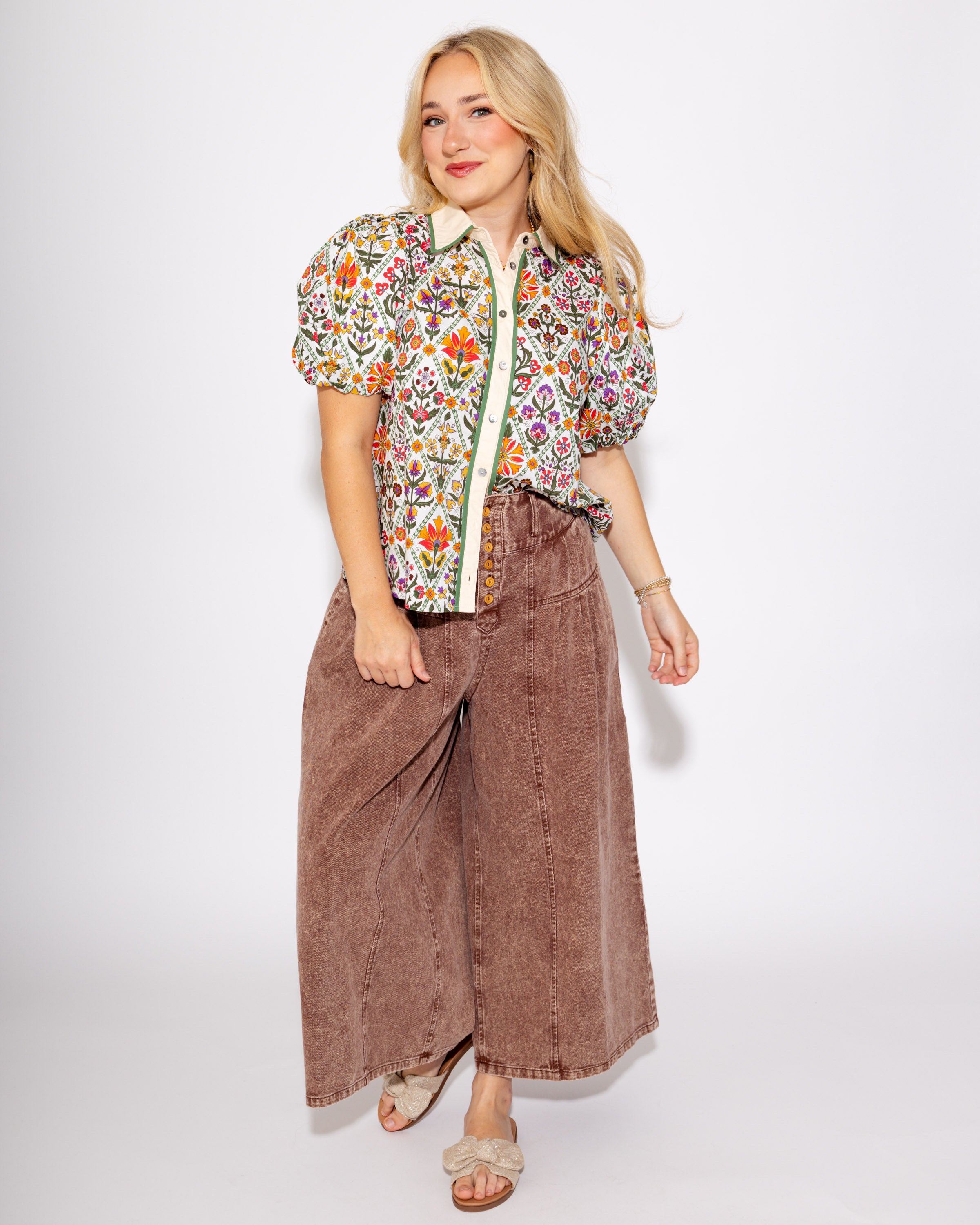 Diamond Bloom Bubble Sleeve Top