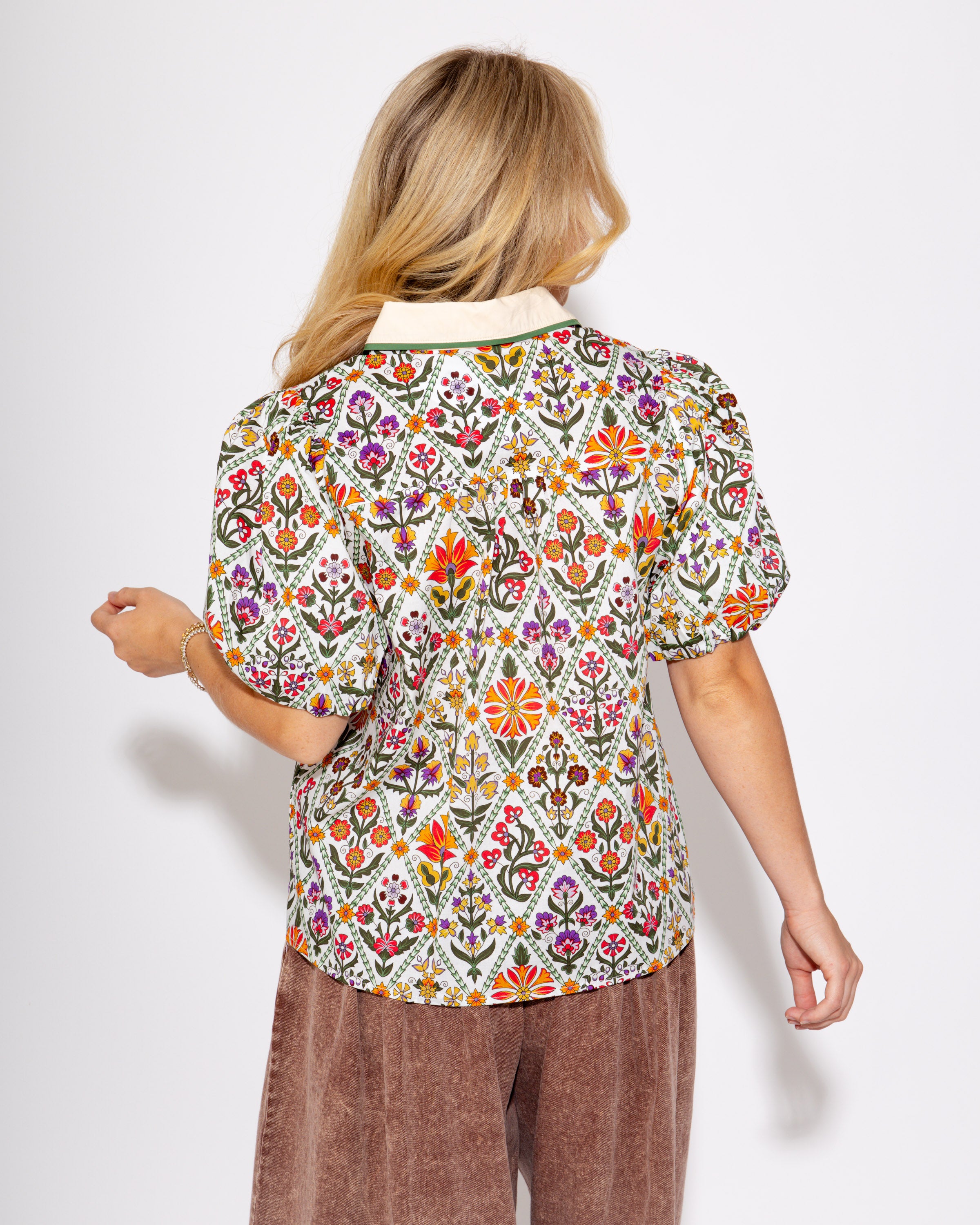 Diamond Bloom Bubble Sleeve Top