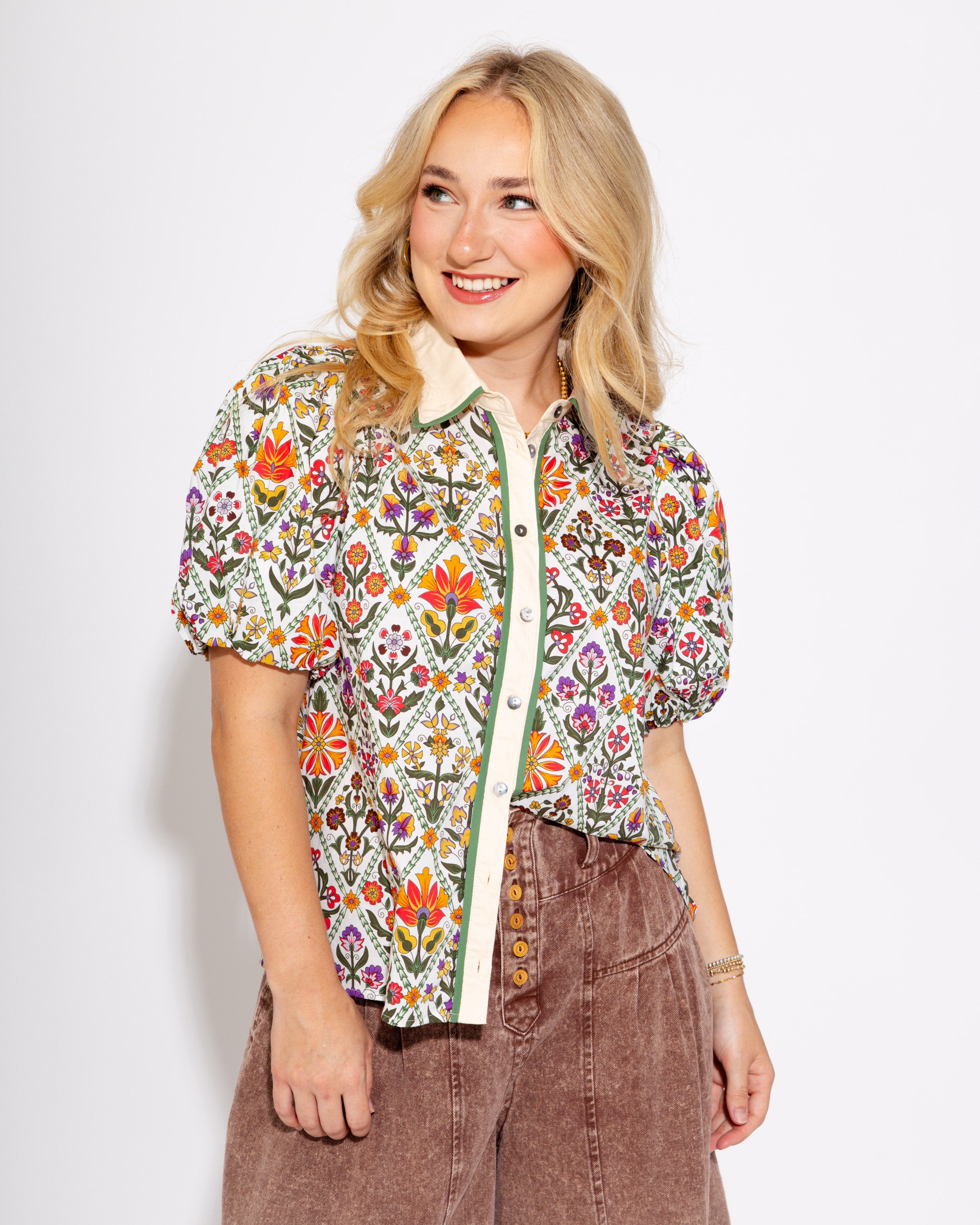 Diamond Bloom Bubble Sleeve Top