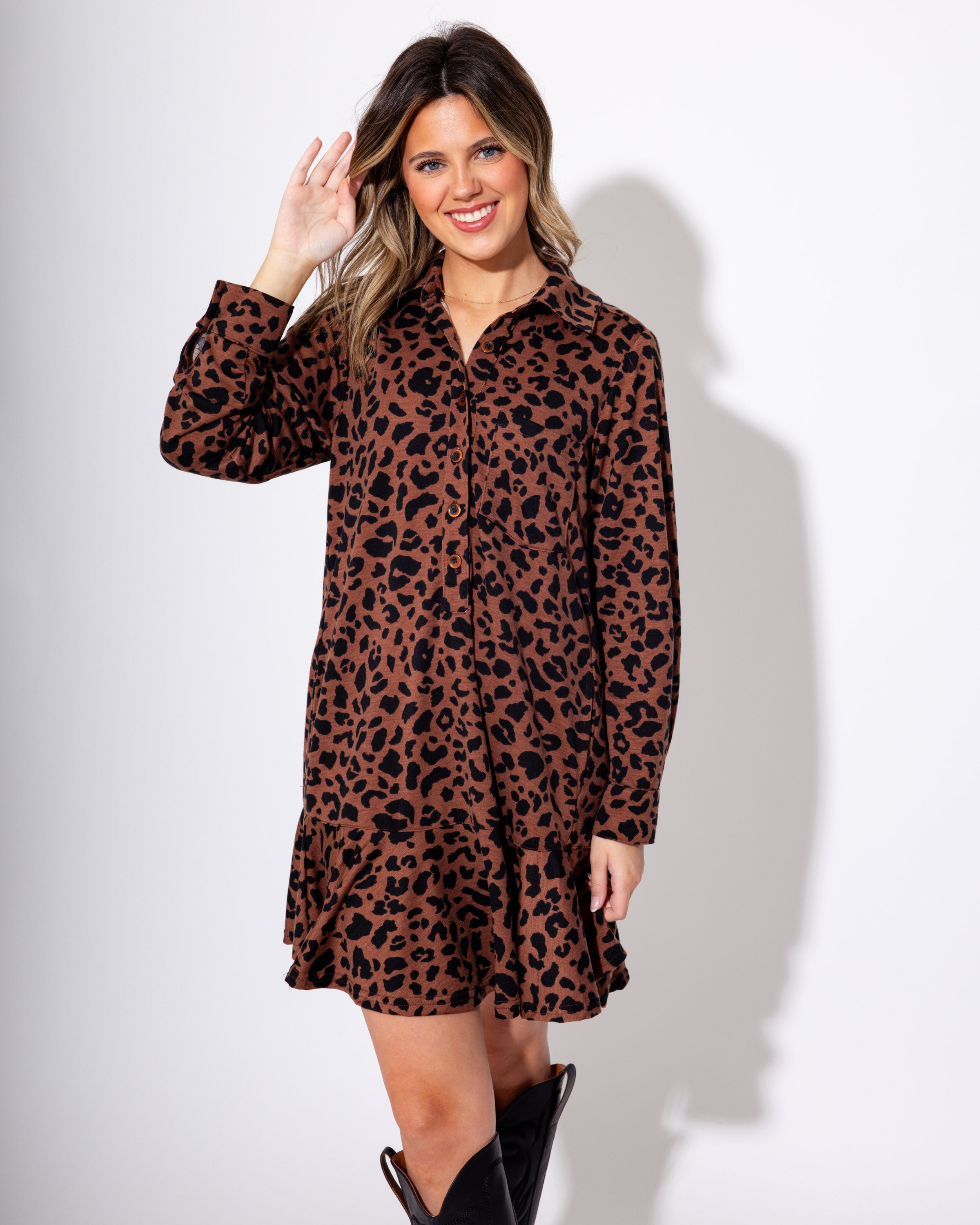 Ivy Jane | Leopard Knit Shirt Dress