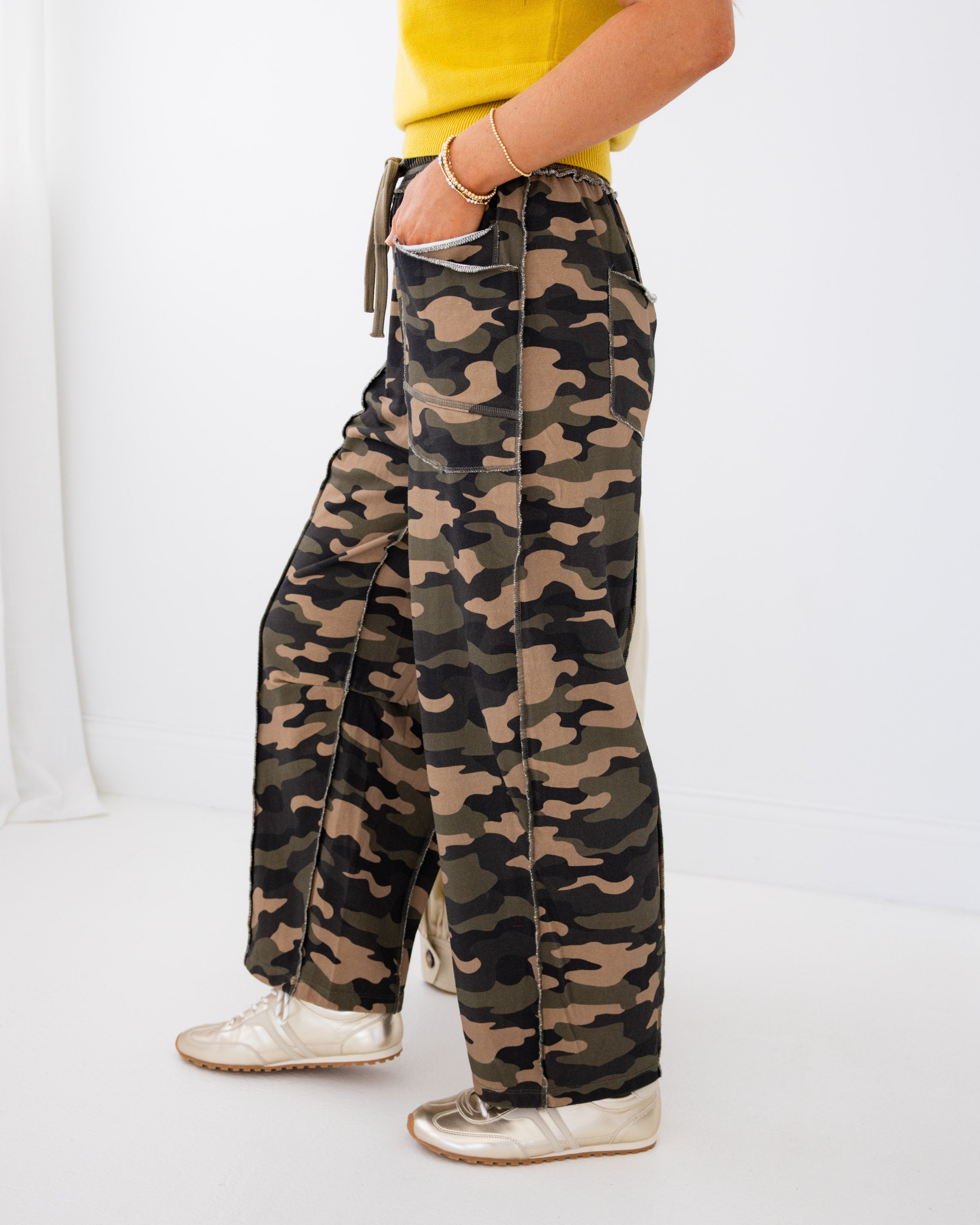 Camo Barrel Fit Utility Knit Pants