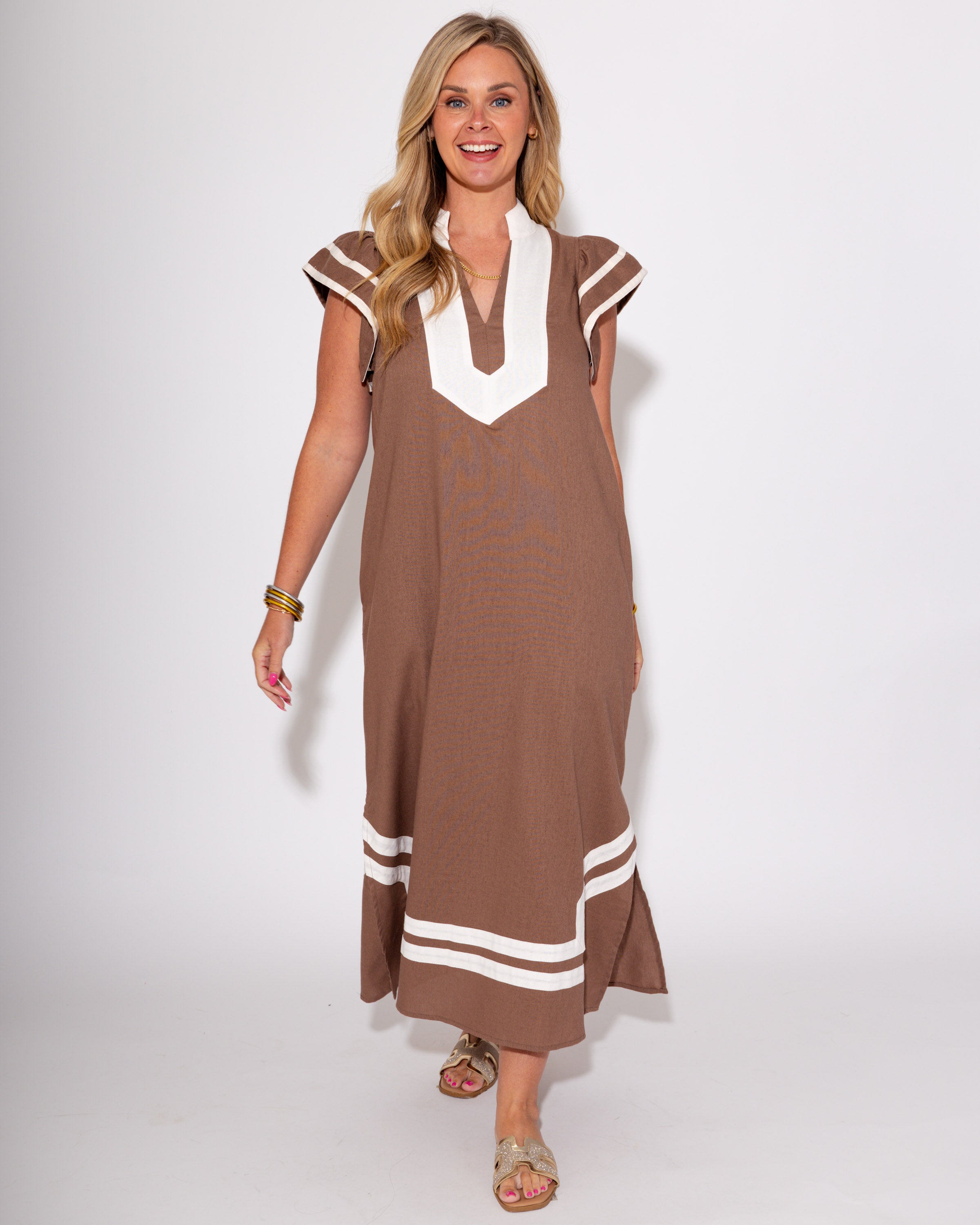 The Classic Contrast Midi in Mocha Mousse
