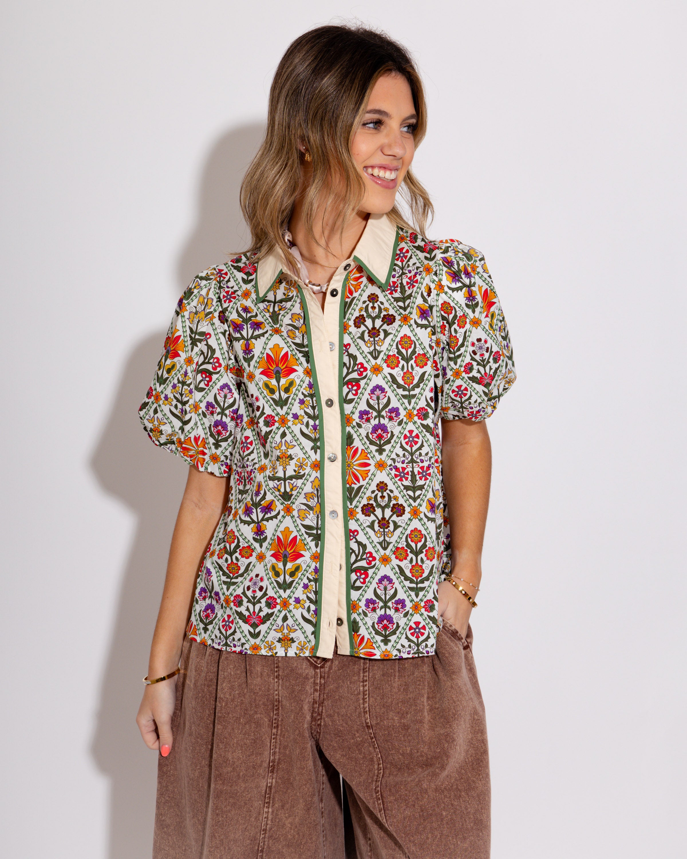 Diamond Bloom Bubble Sleeve Top