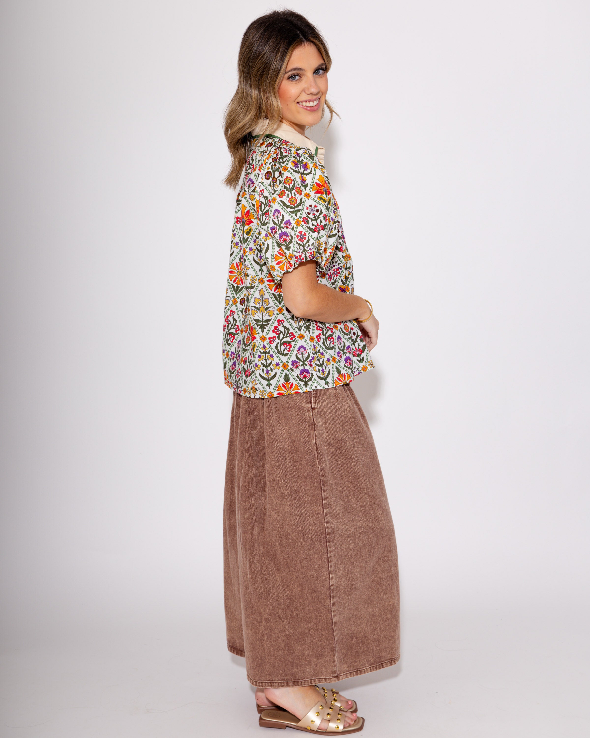 Diamond Bloom Bubble Sleeve Top