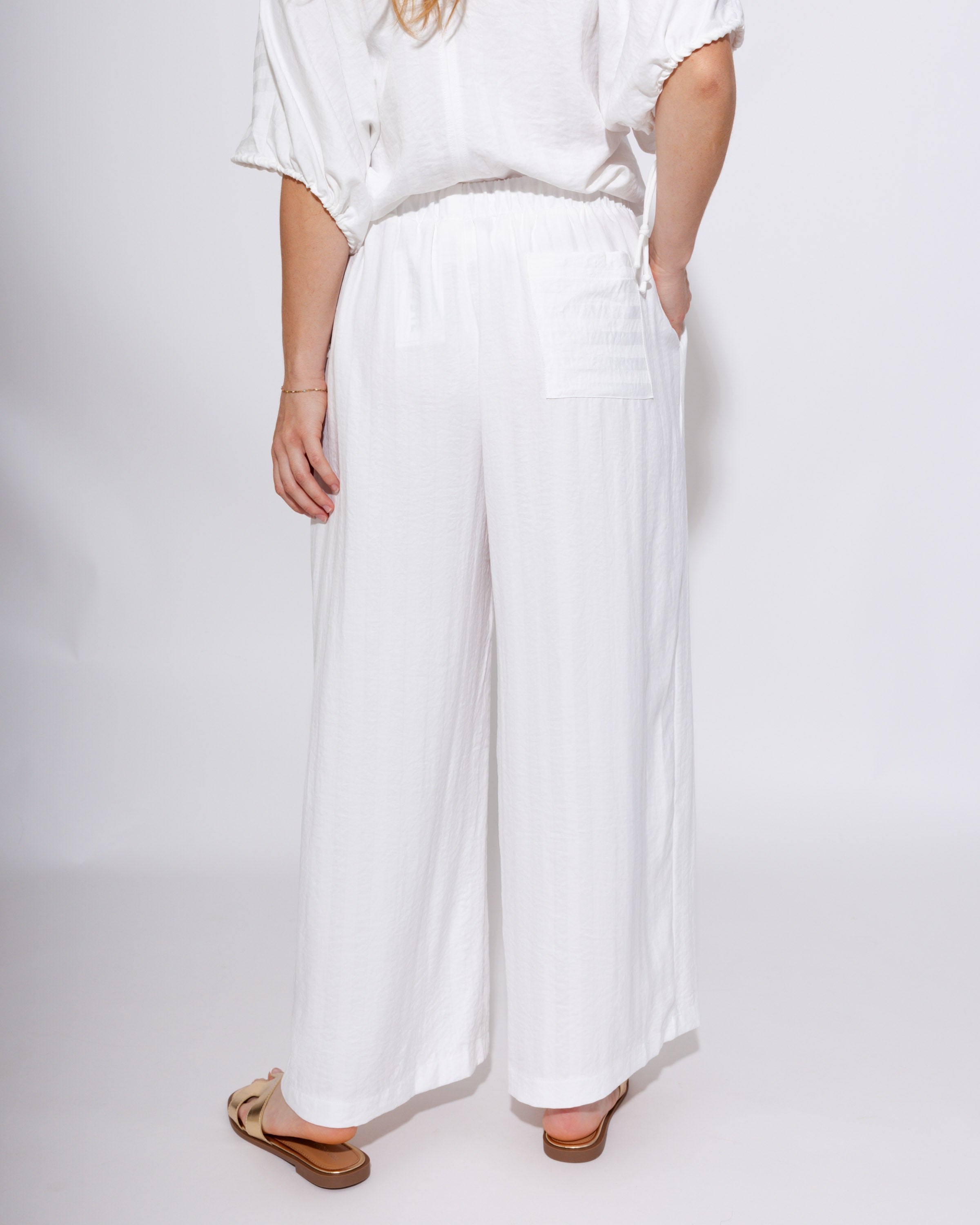 Polished White Stripe Set