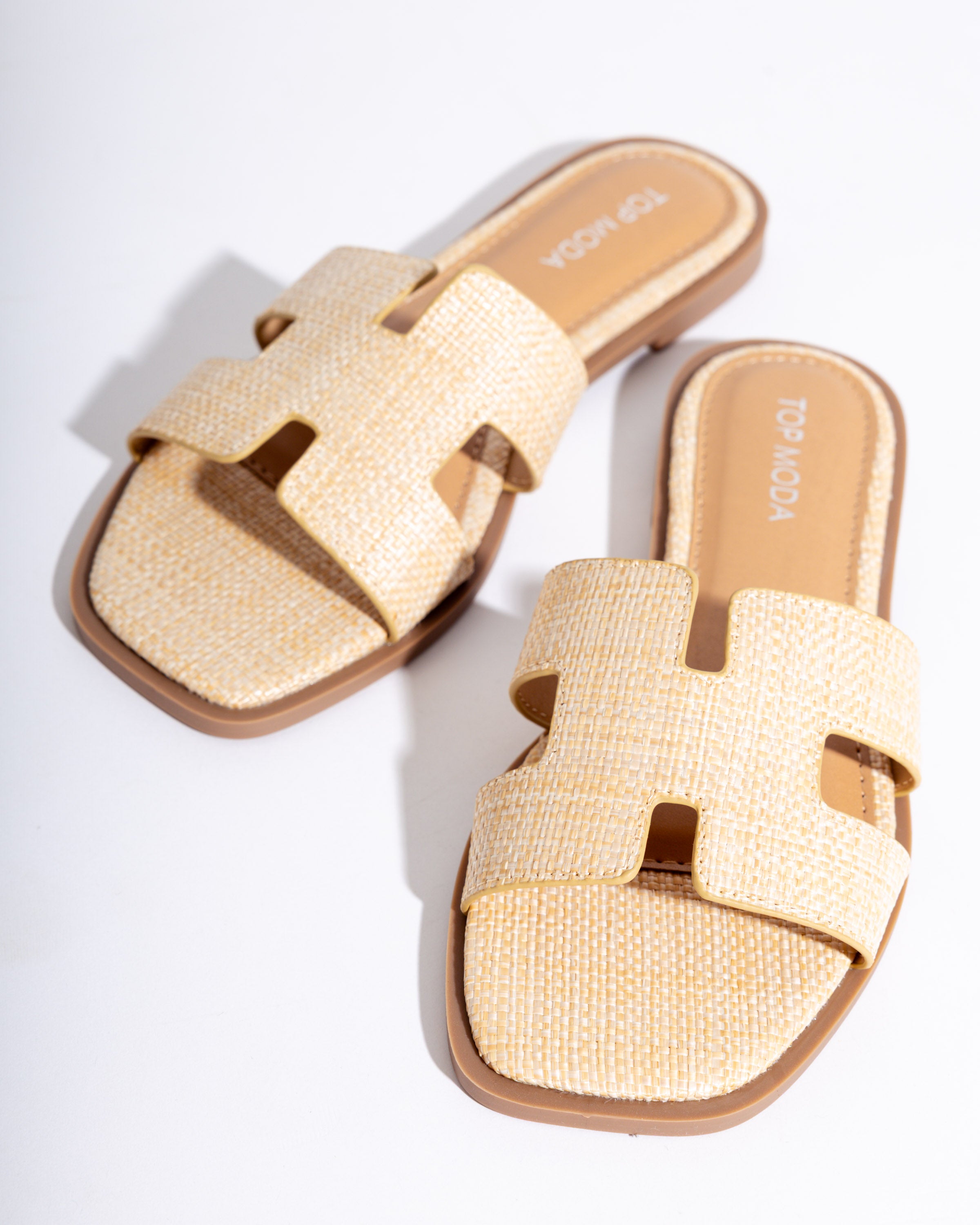 Boardwalk Babe Slides in Beige/Raffia