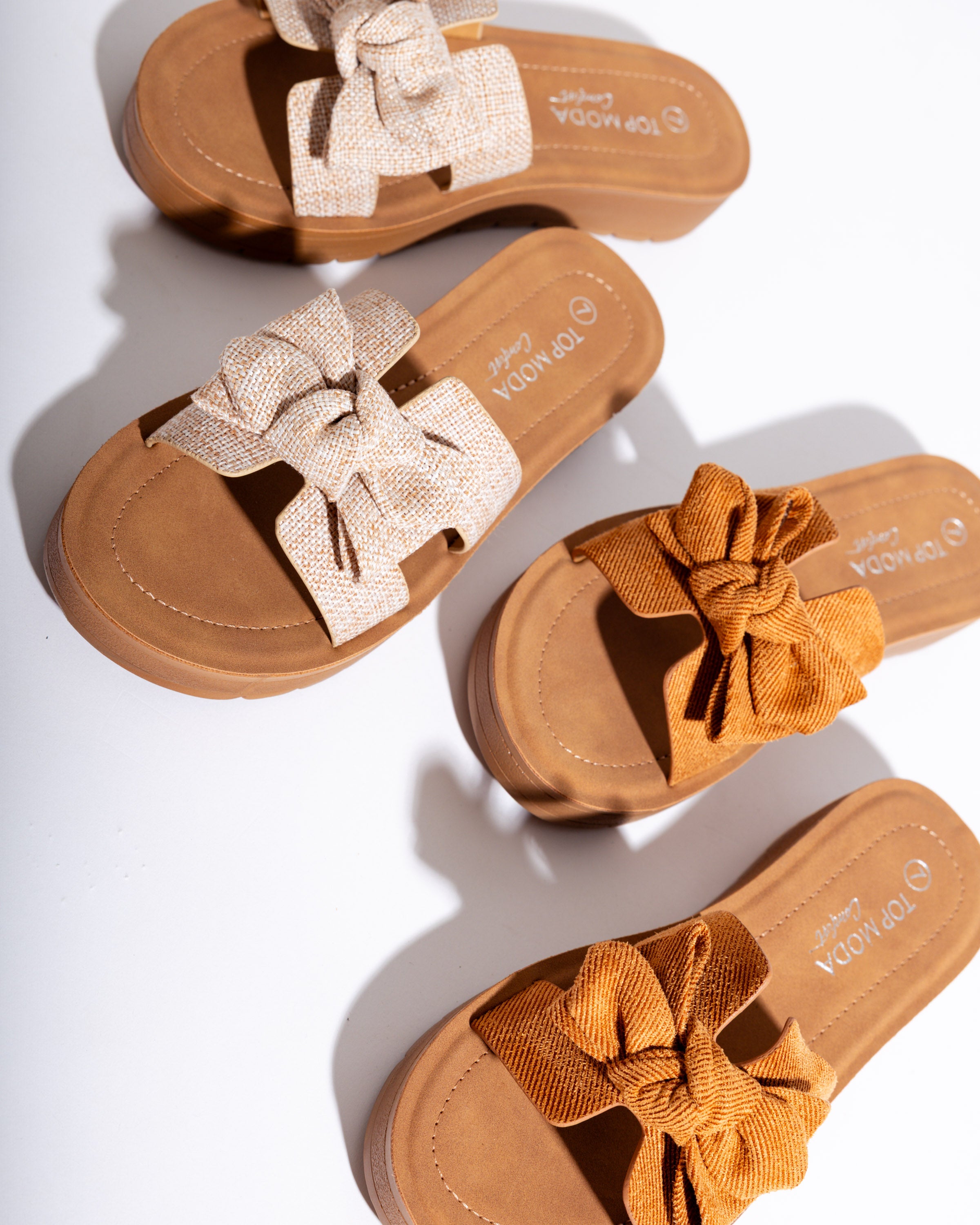 Susie Bow Sandal in Beige/Linen