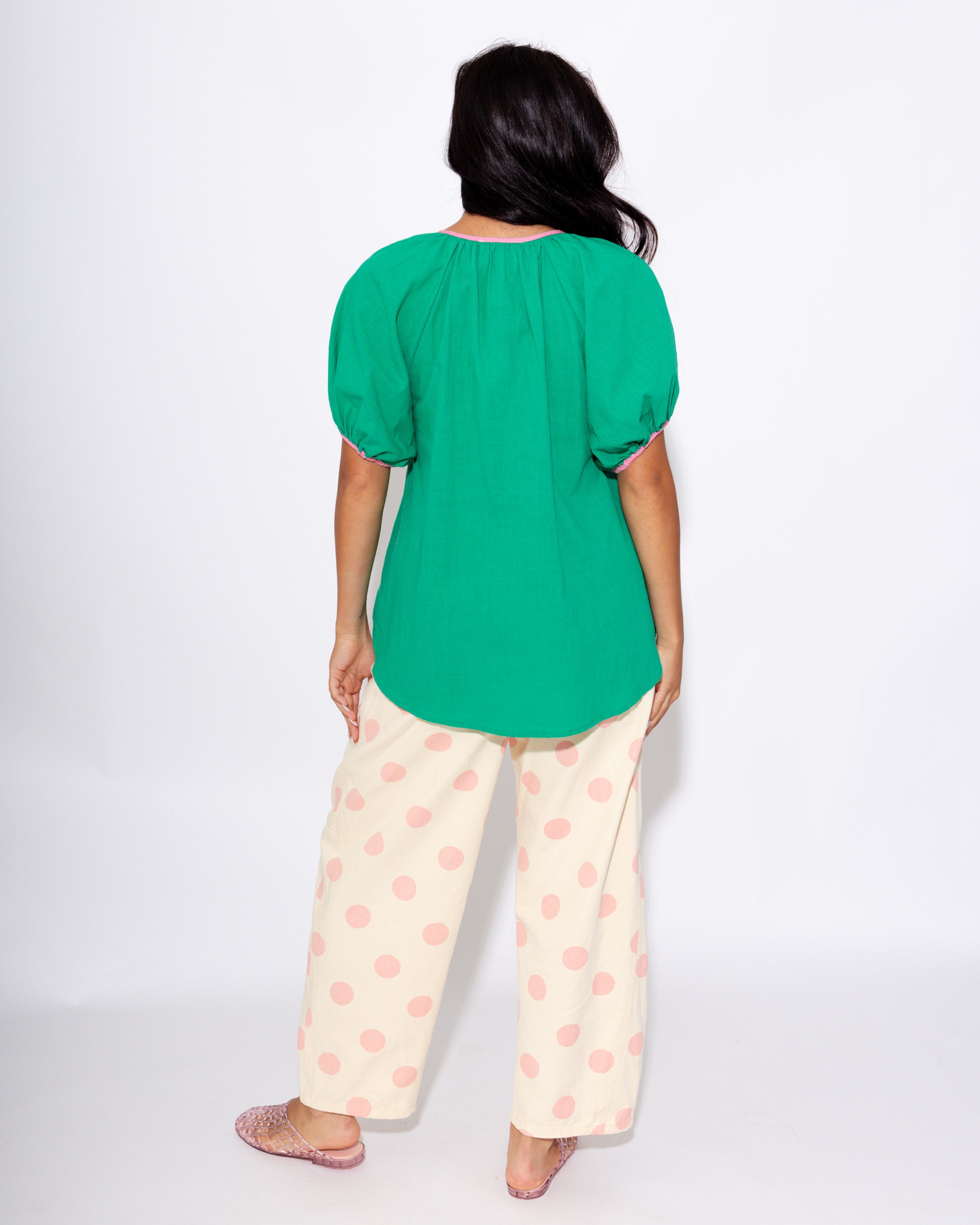Contrast Trim Puff Sleeve Top