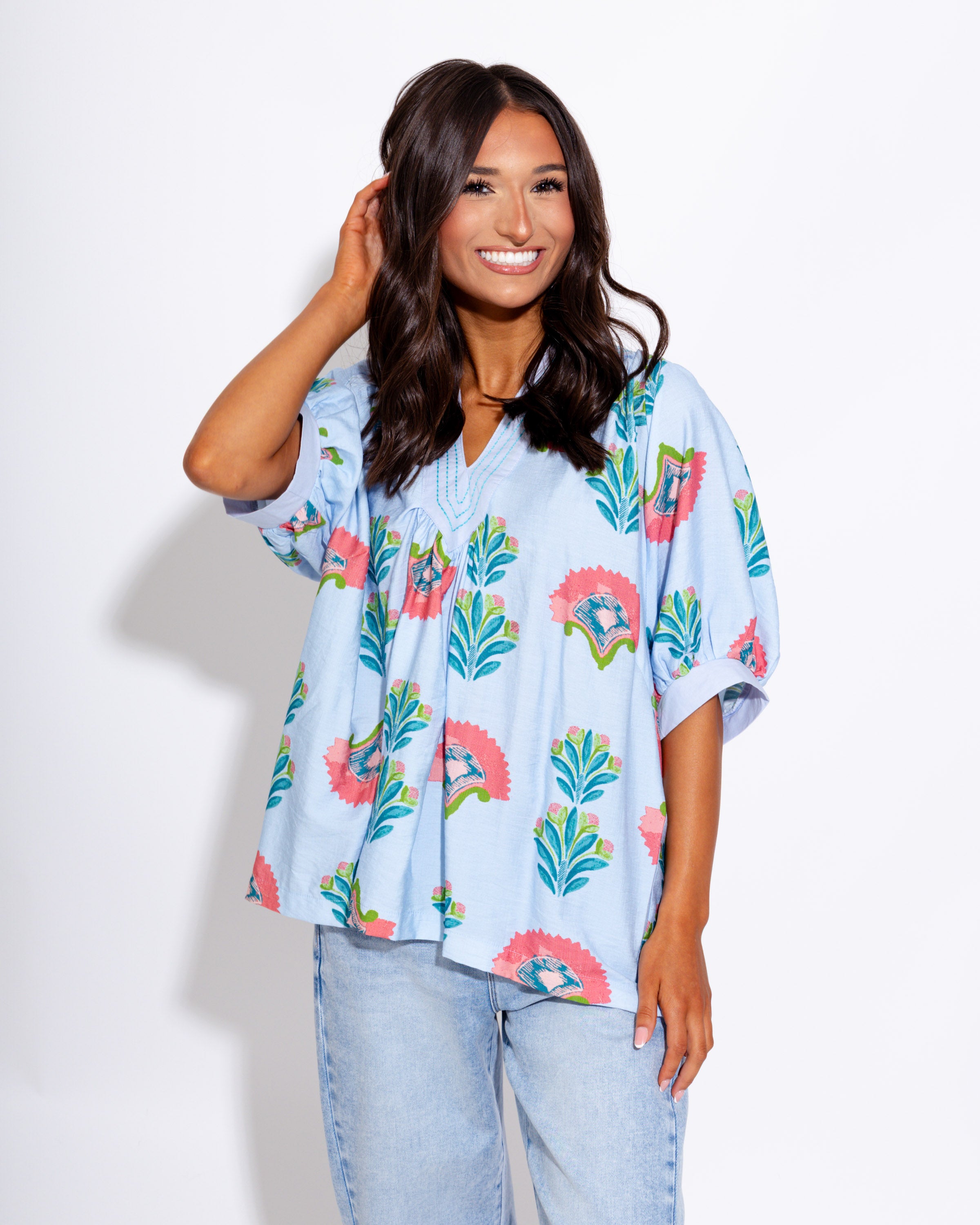 Easy Everyday Floral V-Neck Top