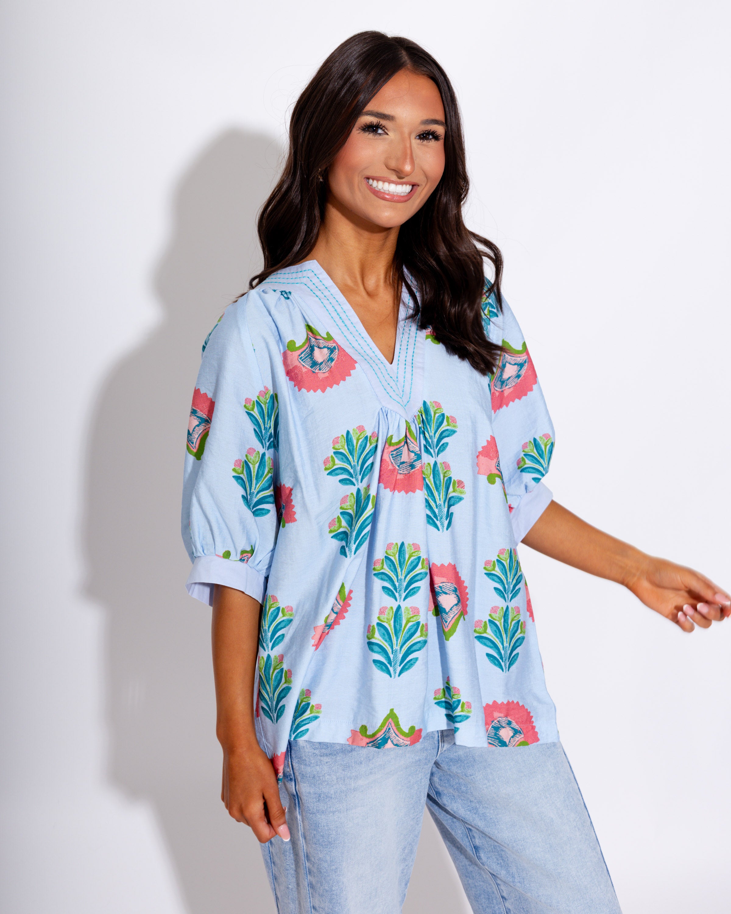 Easy Everyday Floral V-Neck Top