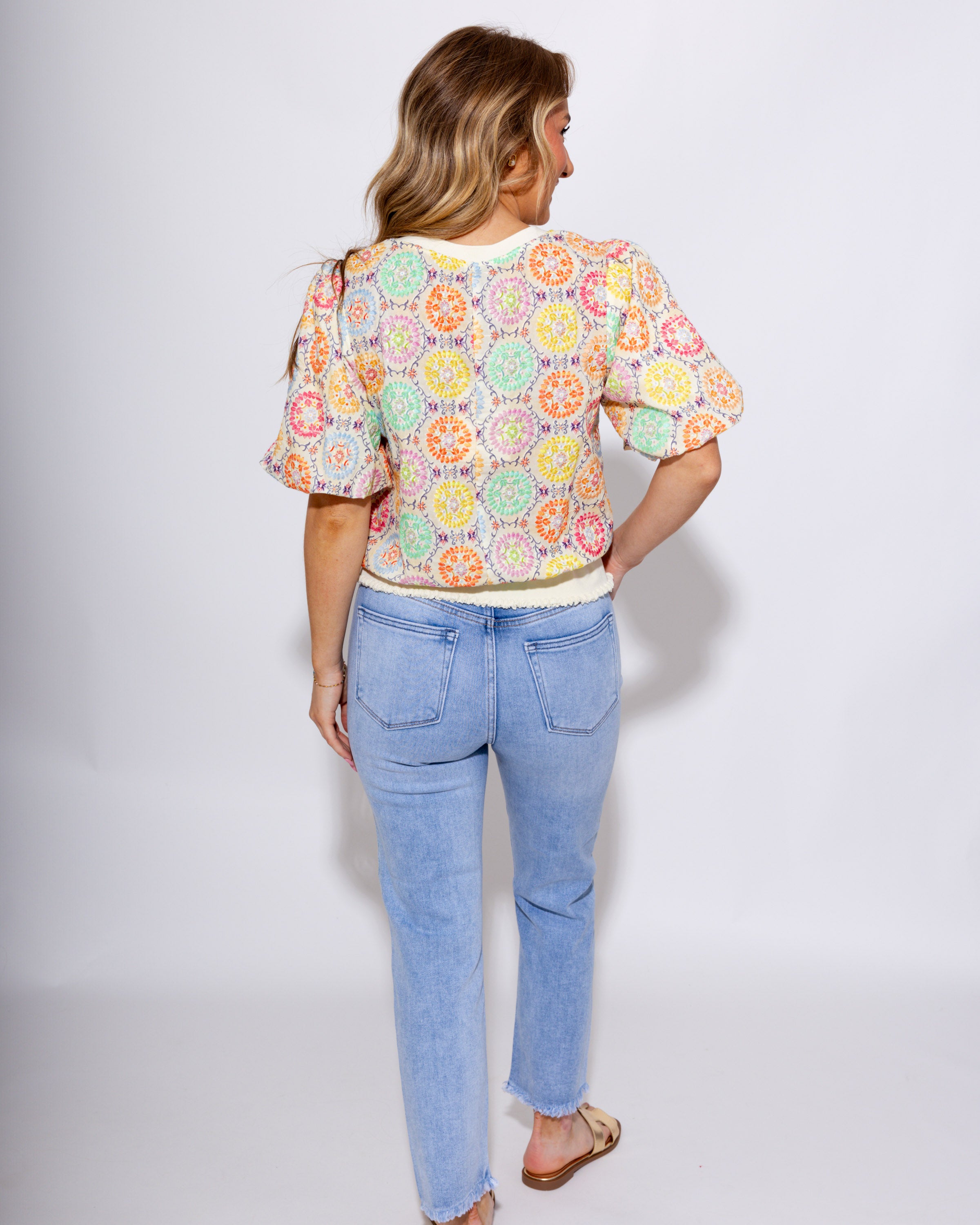 Medallion Floral Bubble Sleeve Top