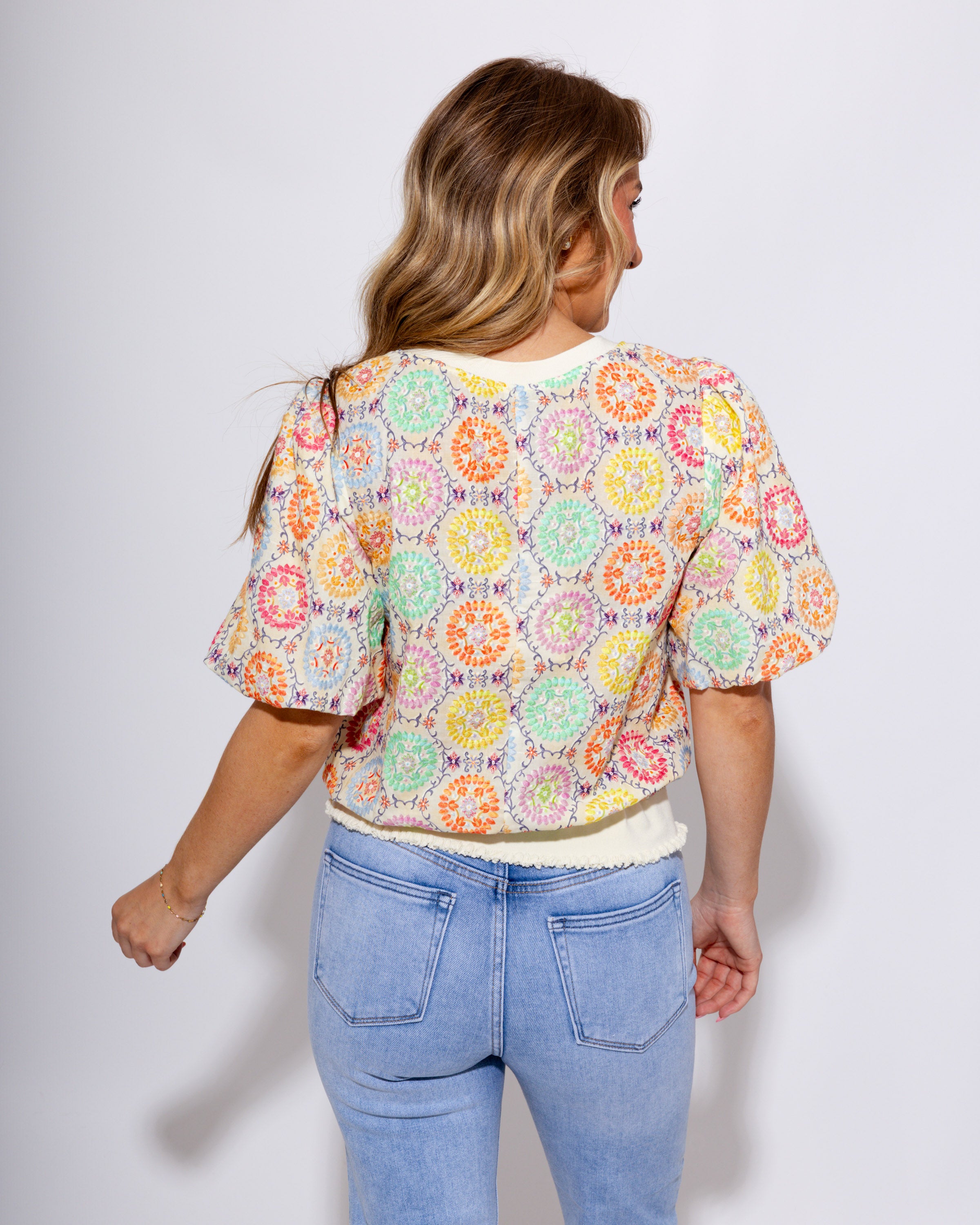 Medallion Floral Bubble Sleeve Top