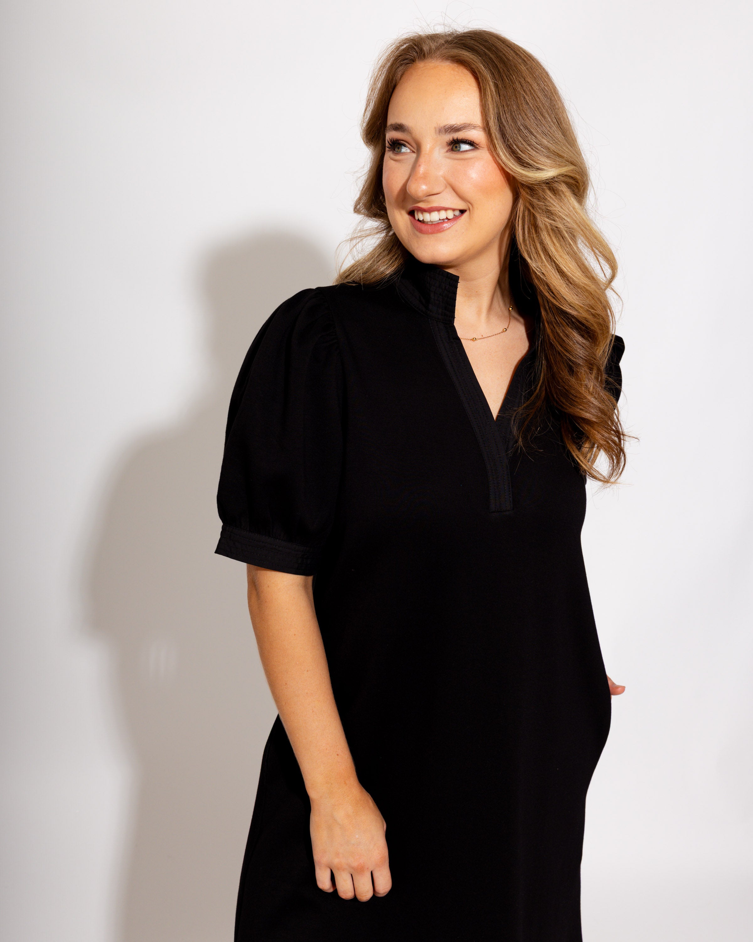 Puff Sleeve Shift Dress in Black