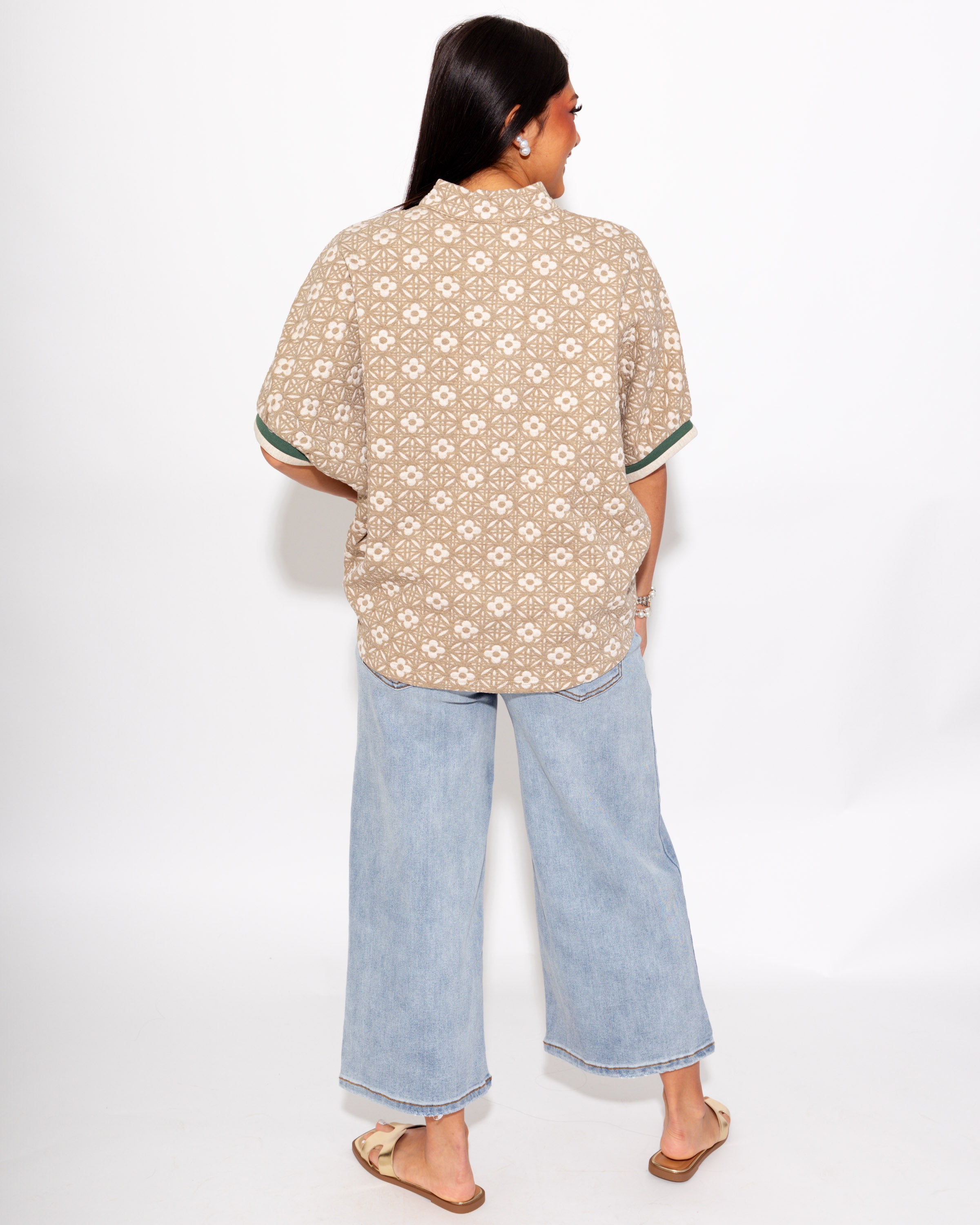 Jacquard Floral Contrast Trim Top