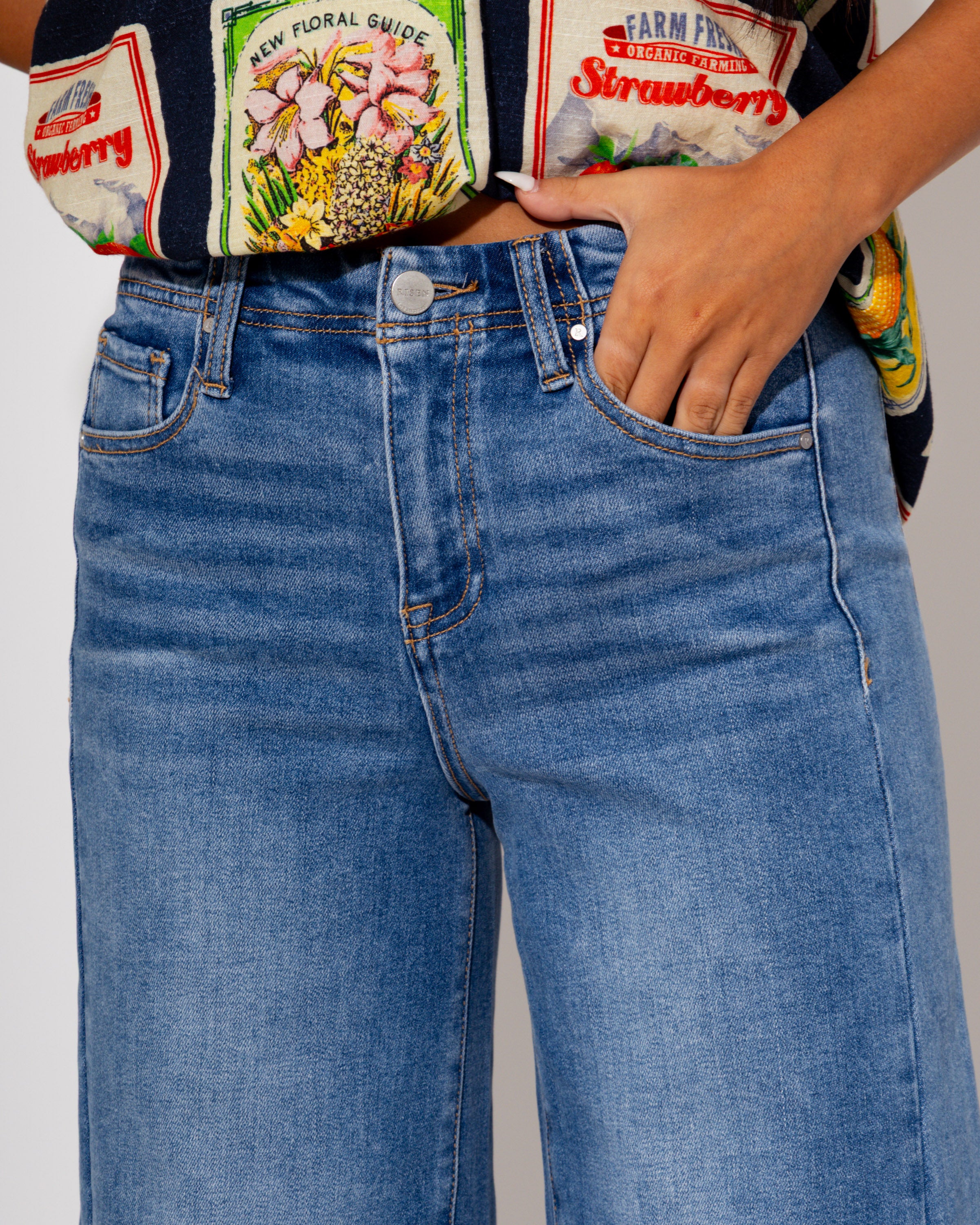 High Rise Ankle Wide Jeans