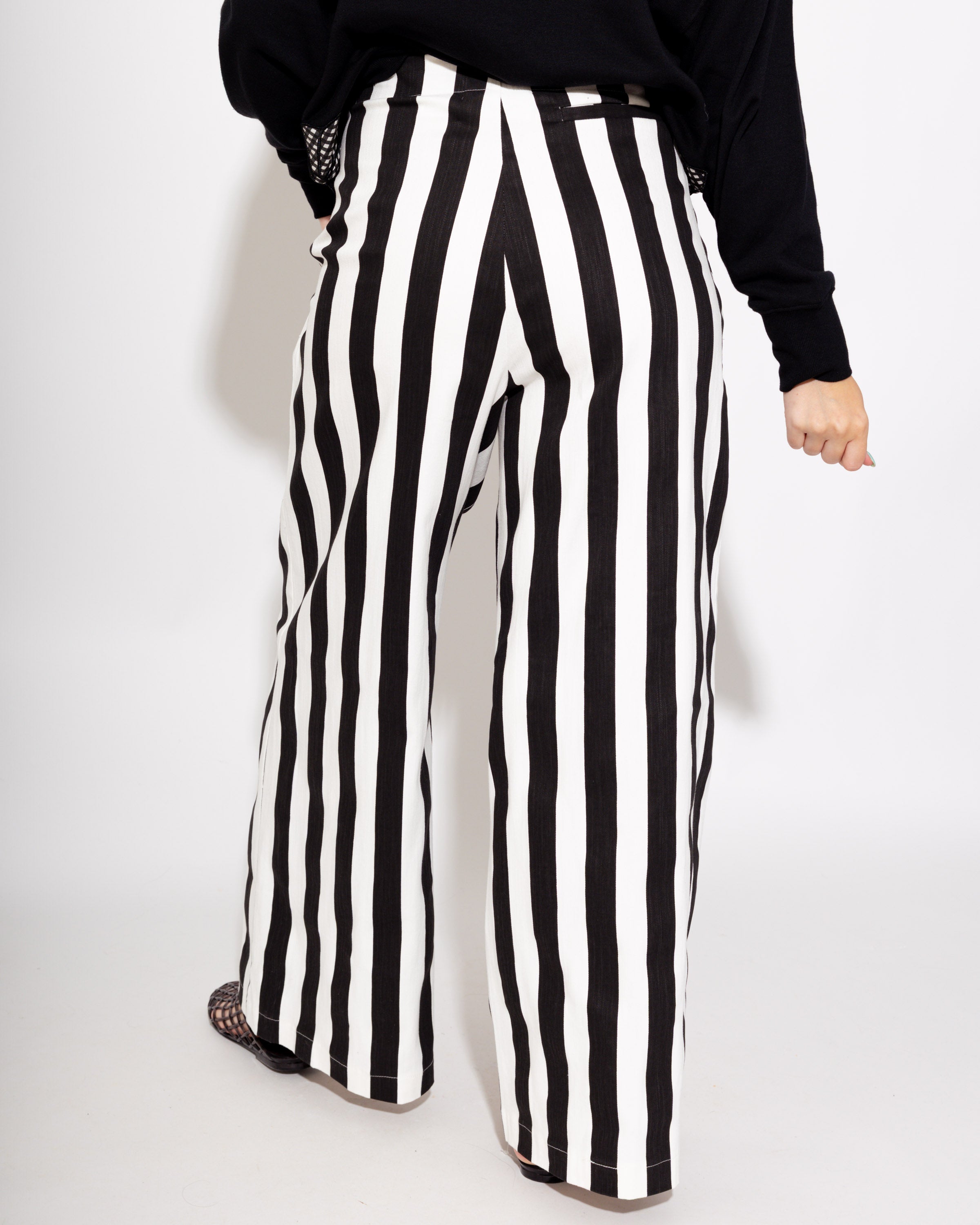 Statement Stripe Wide Leg Pants in Black