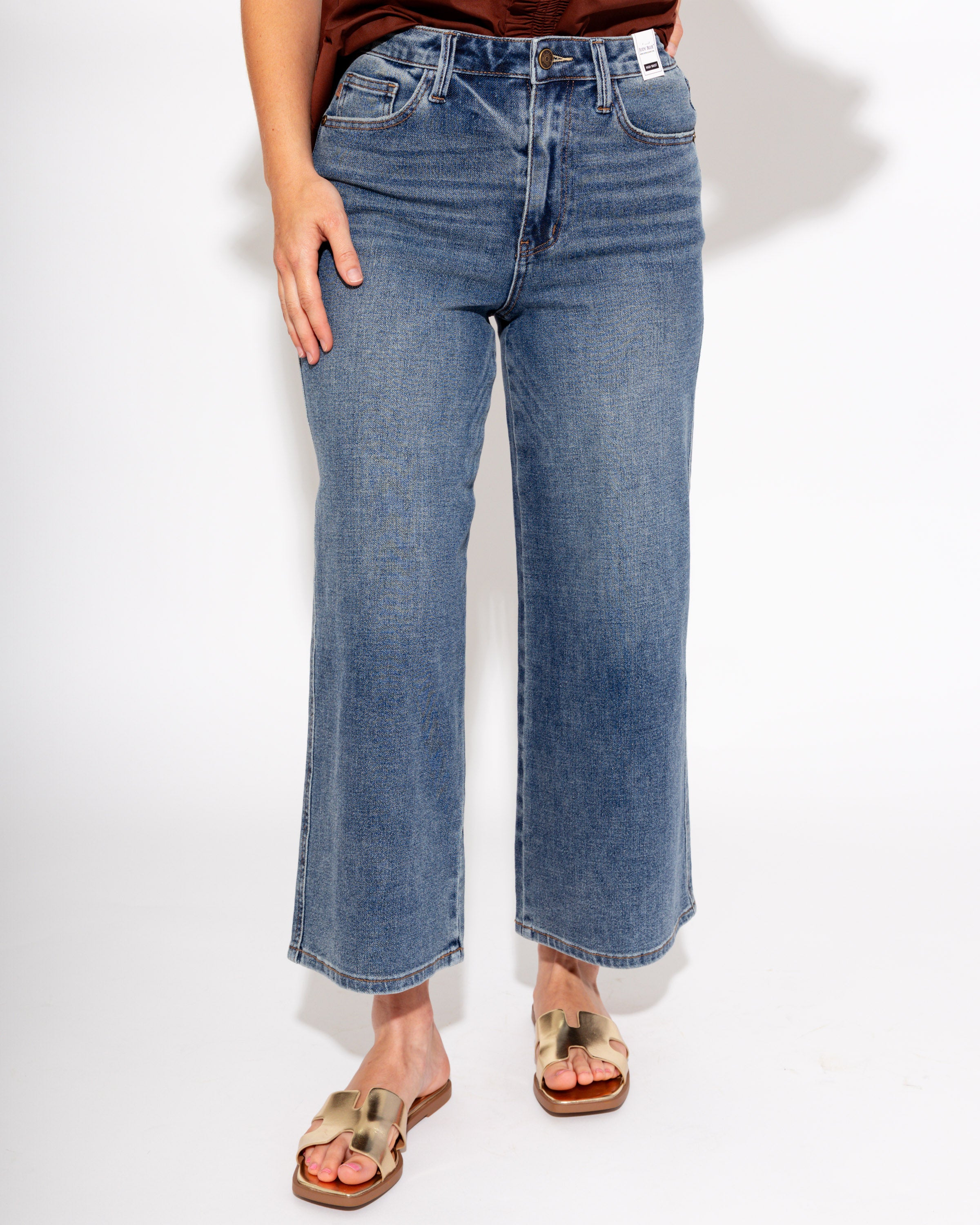 Judy Blue | Dottie High Rise Wide Crop Jeans