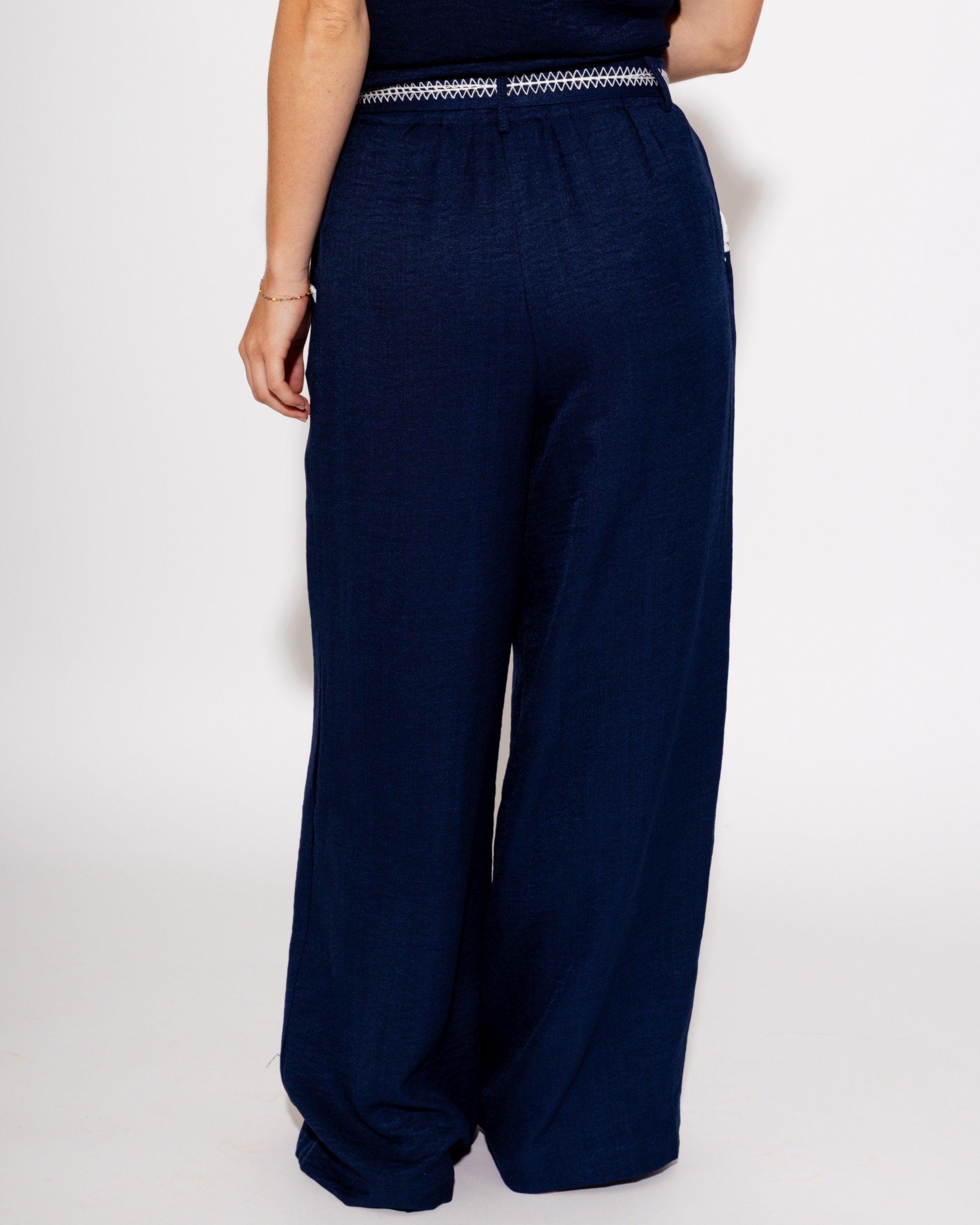 Scallop Embroidery Crinkle Top & Pant Set