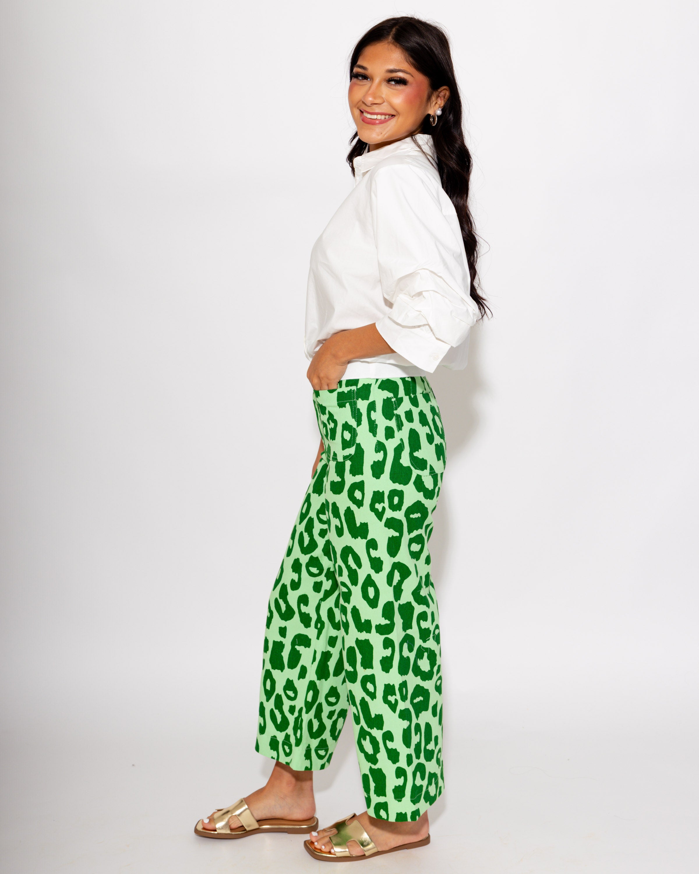 Chic Banded Hem Button Up in Off White