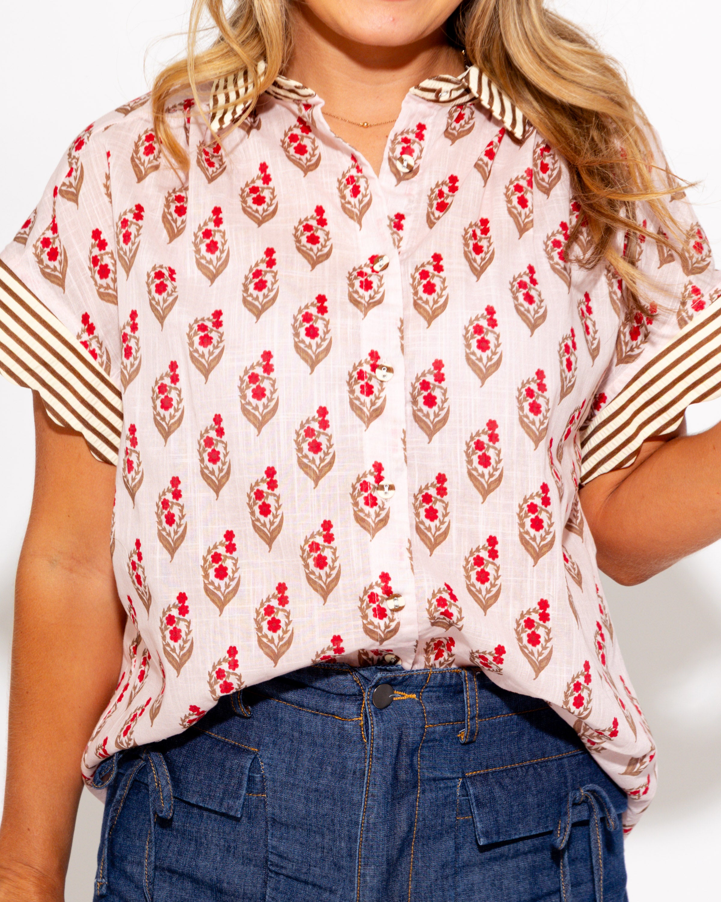 Floral Contrast Scalloped Top