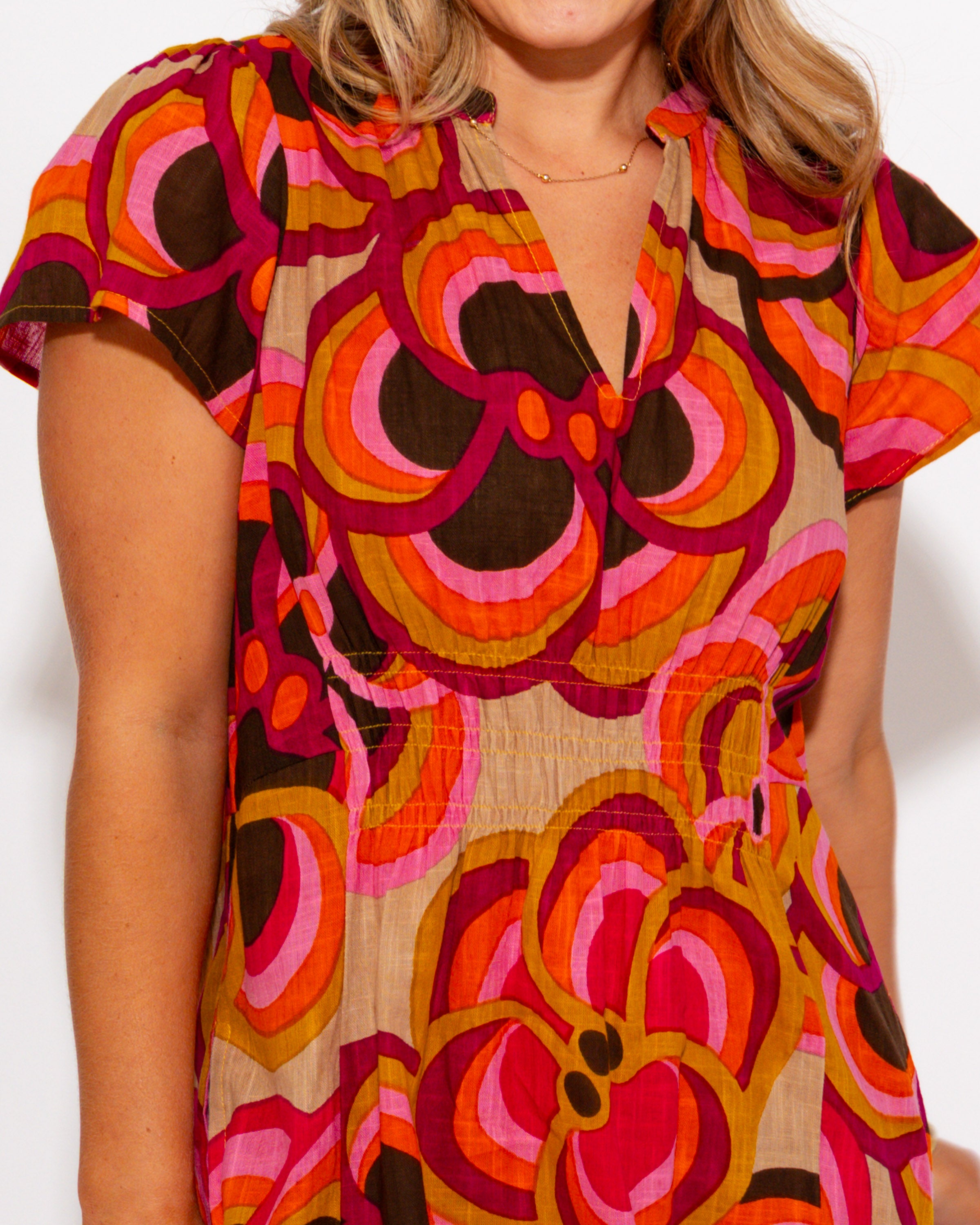Ivy Jane I Bold Floral Midi Dress