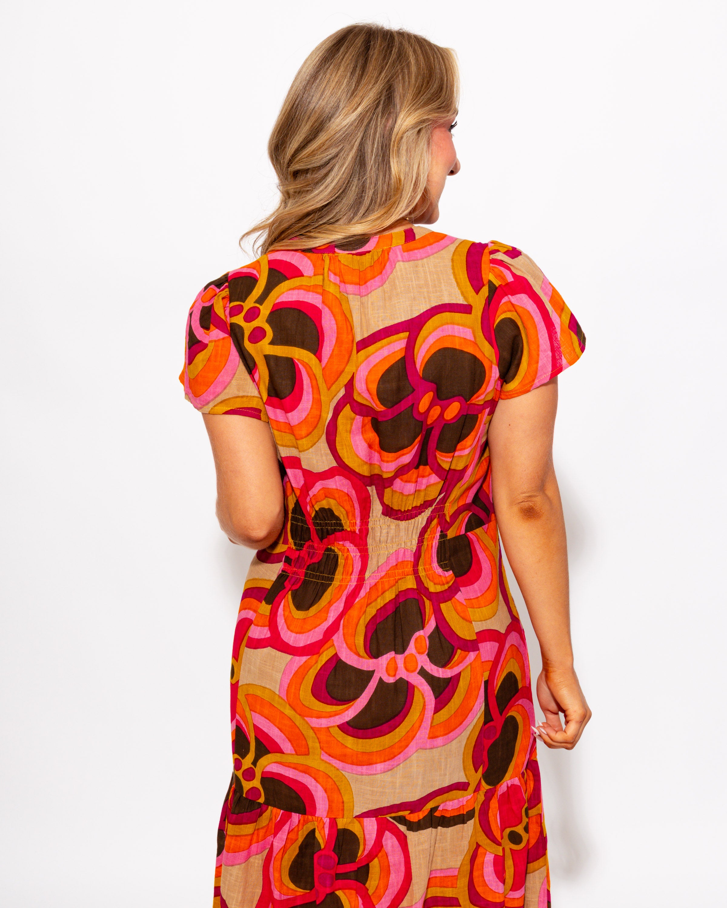 Ivy Jane I Bold Floral Midi Dress