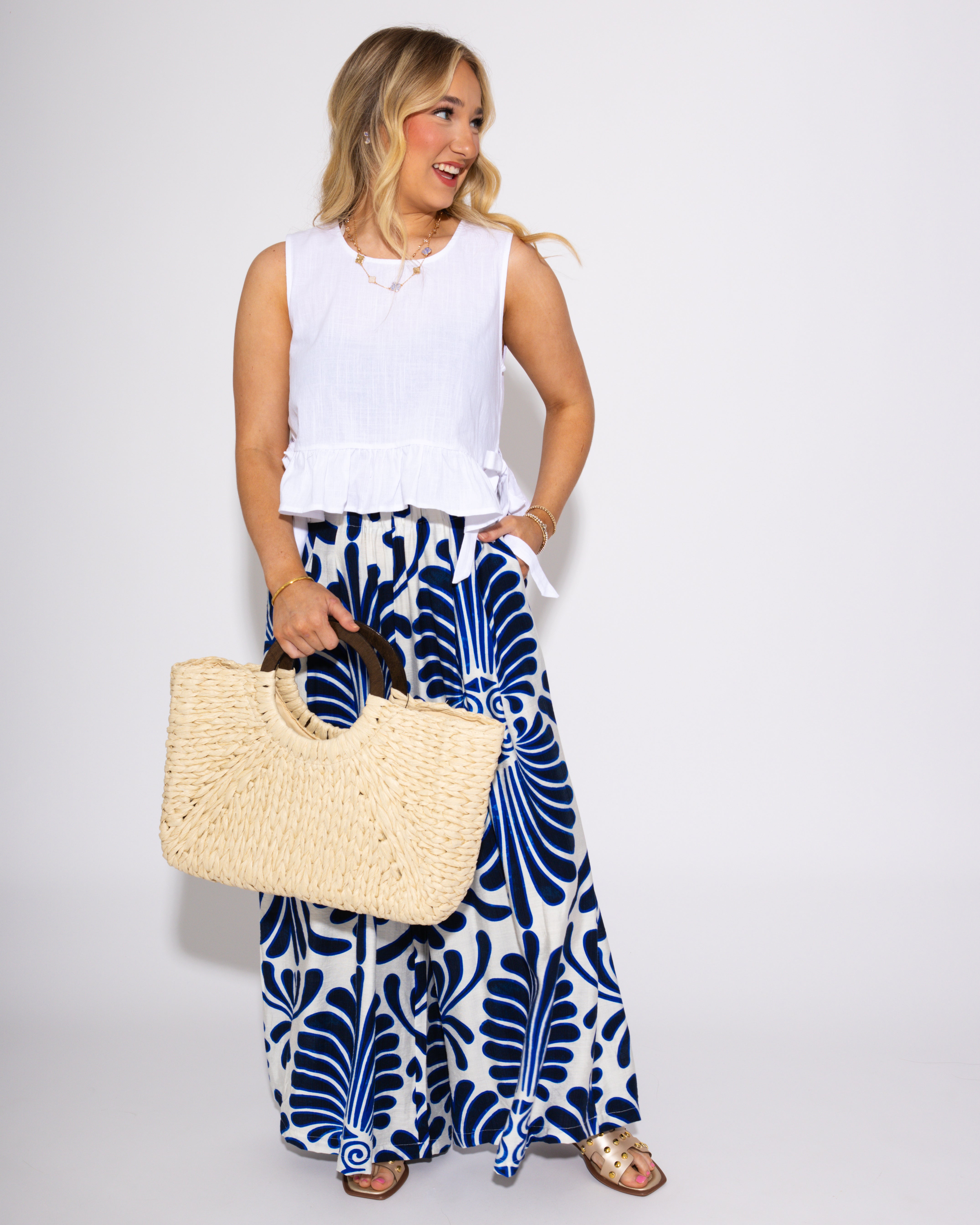 The Coastal Carryall Tote in Ivory