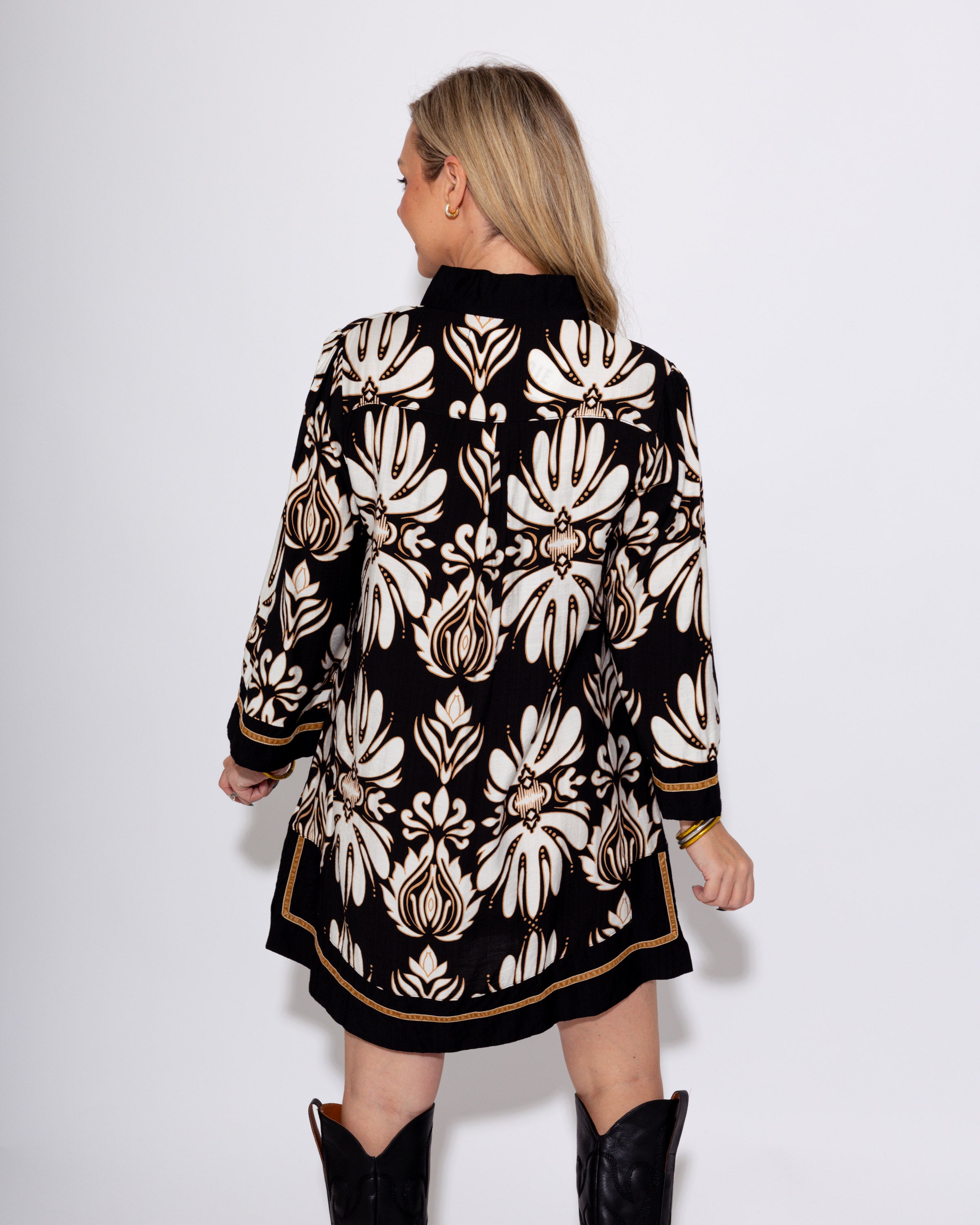 The Luxe Velvet Edge Mini