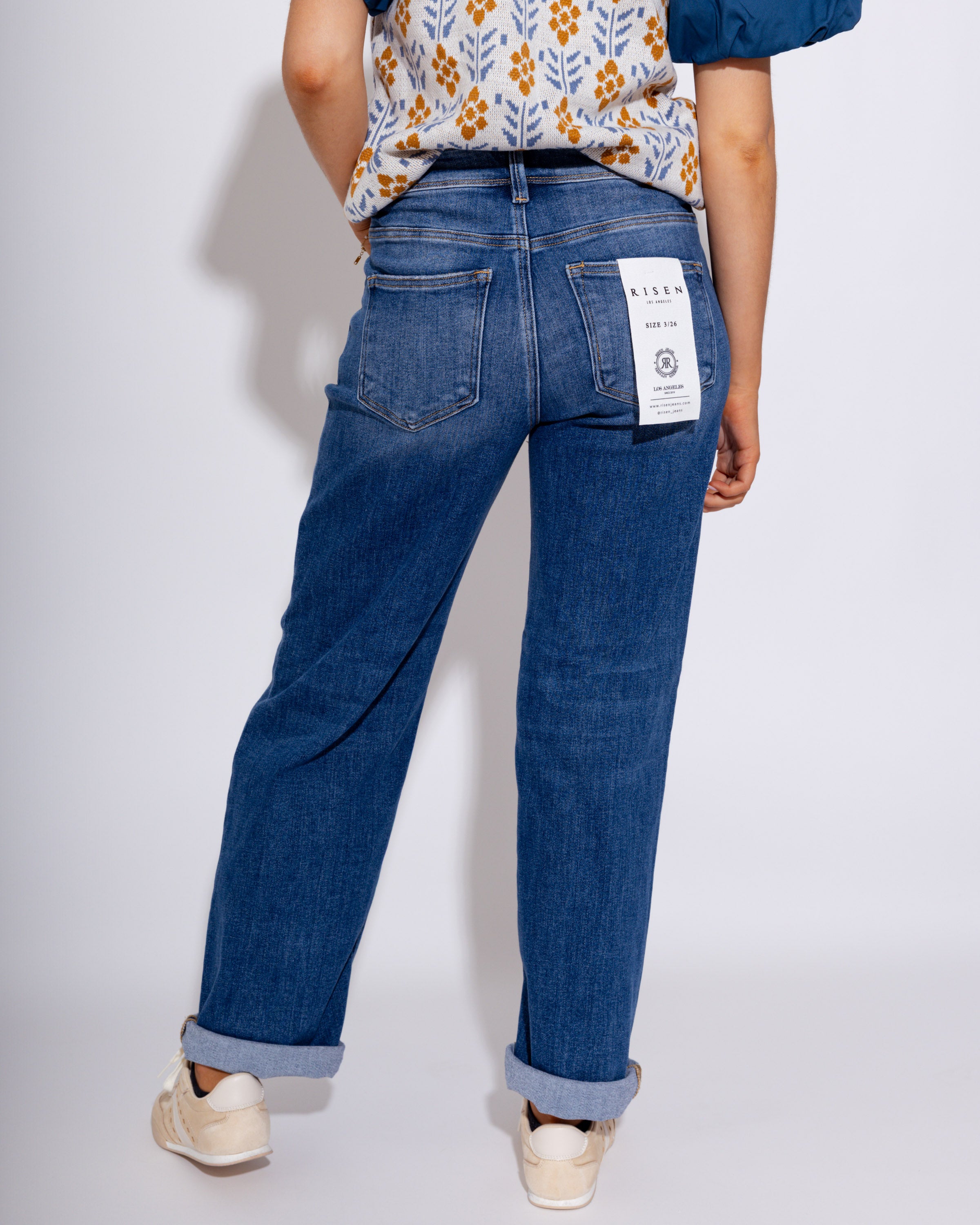 Relaxed Fit Cuffed Ankle Jeans