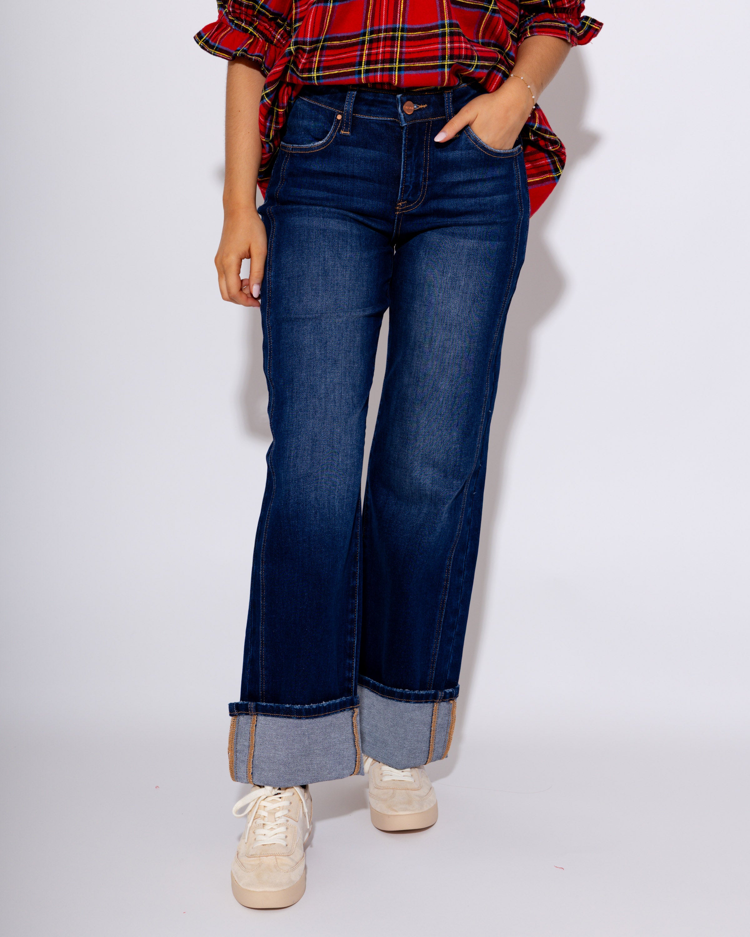 Mid Rise Cuffed Anke Straight Jeans
