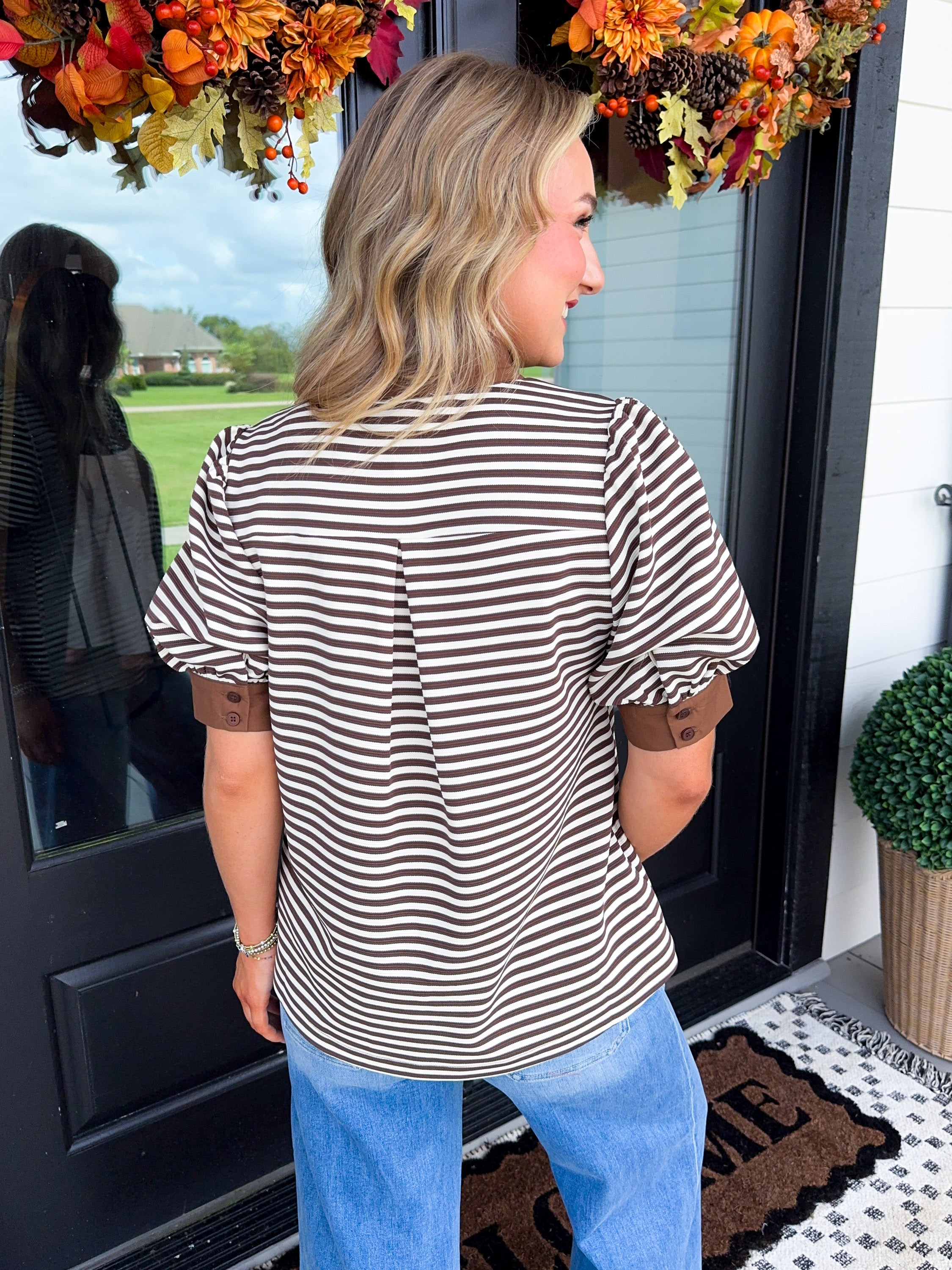 Stripe Contrast Puff Sleeve Top in Brown