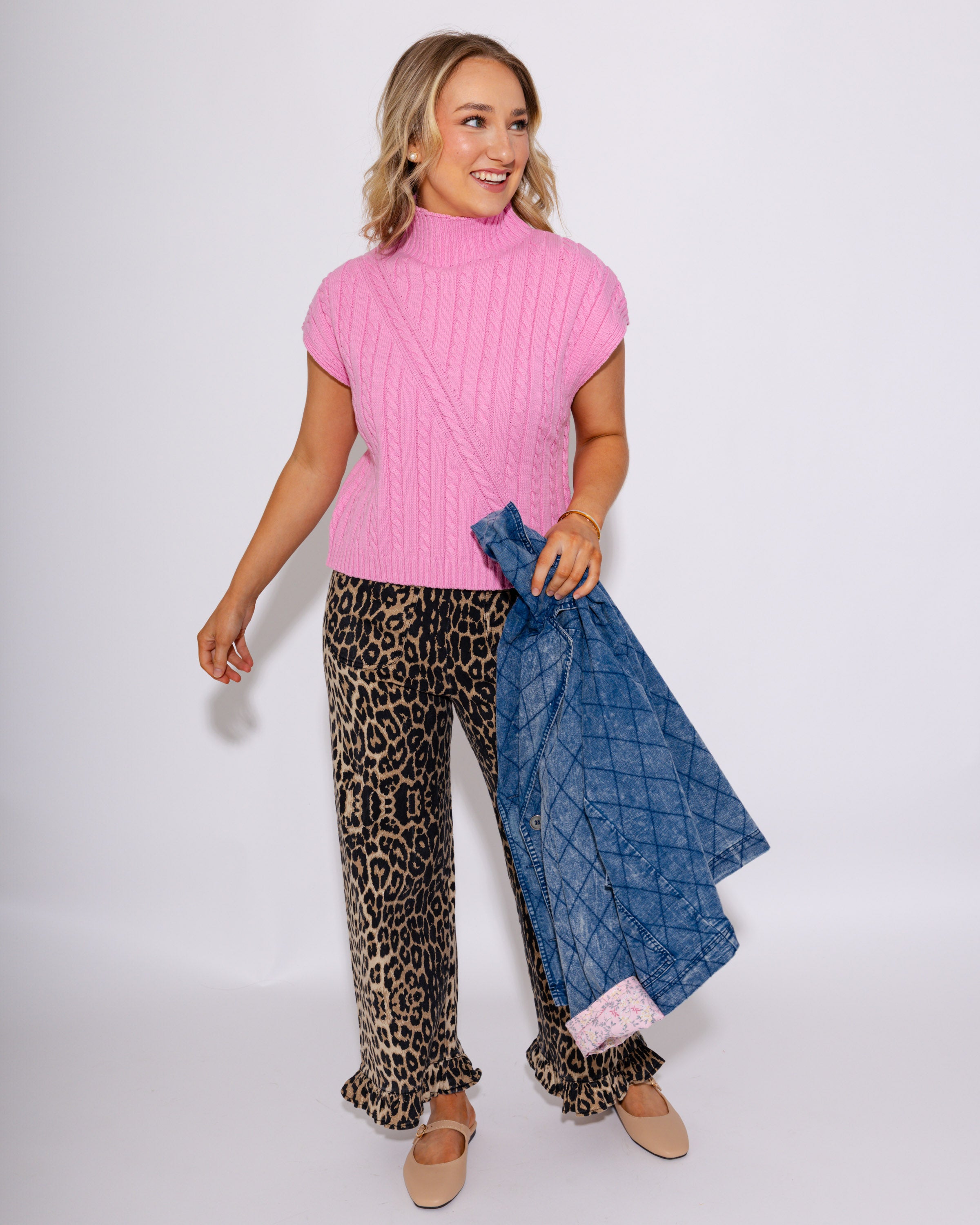 Cable Knit Sleeveless Sweater in Pink