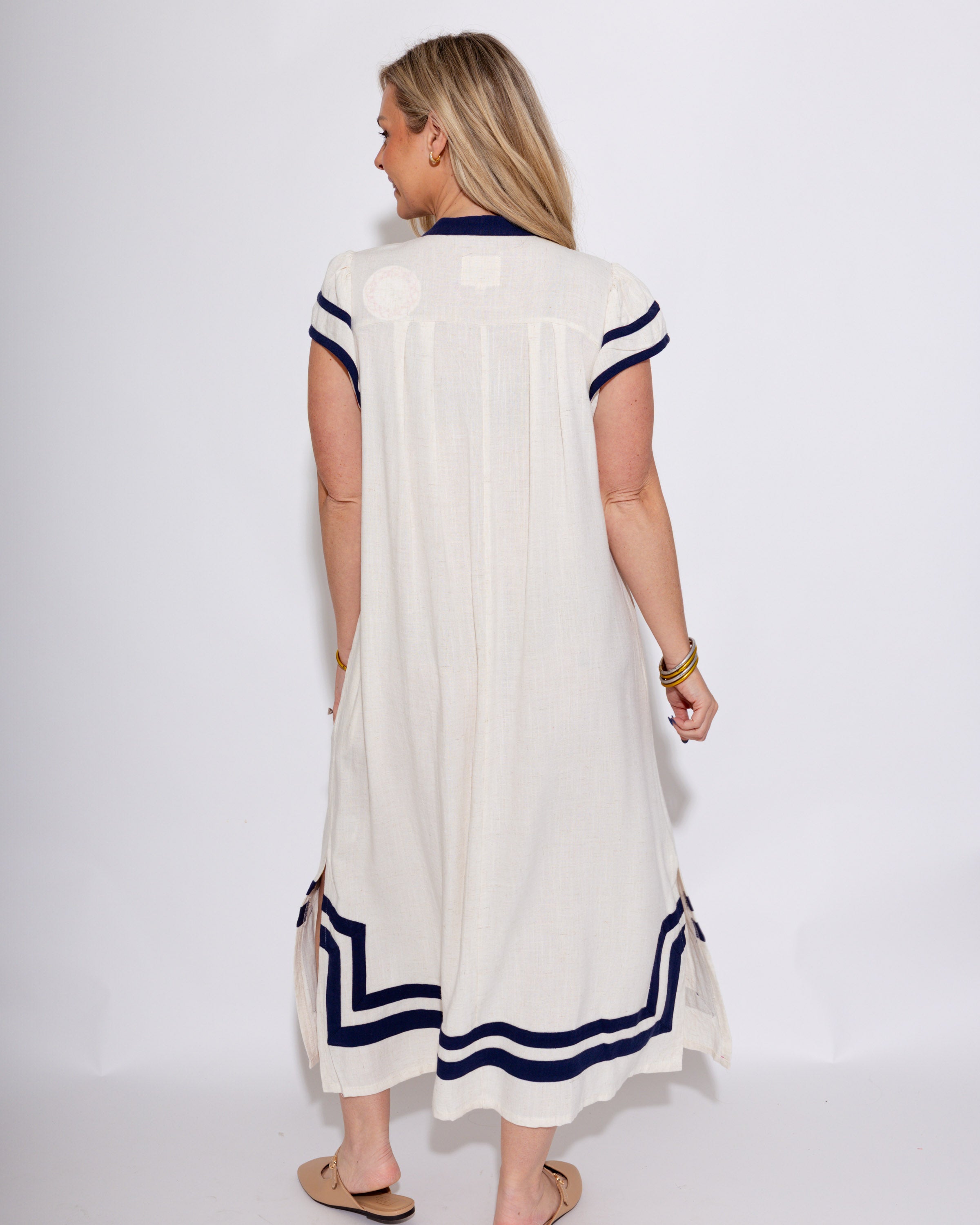 Contrast Neckline Midi Dress