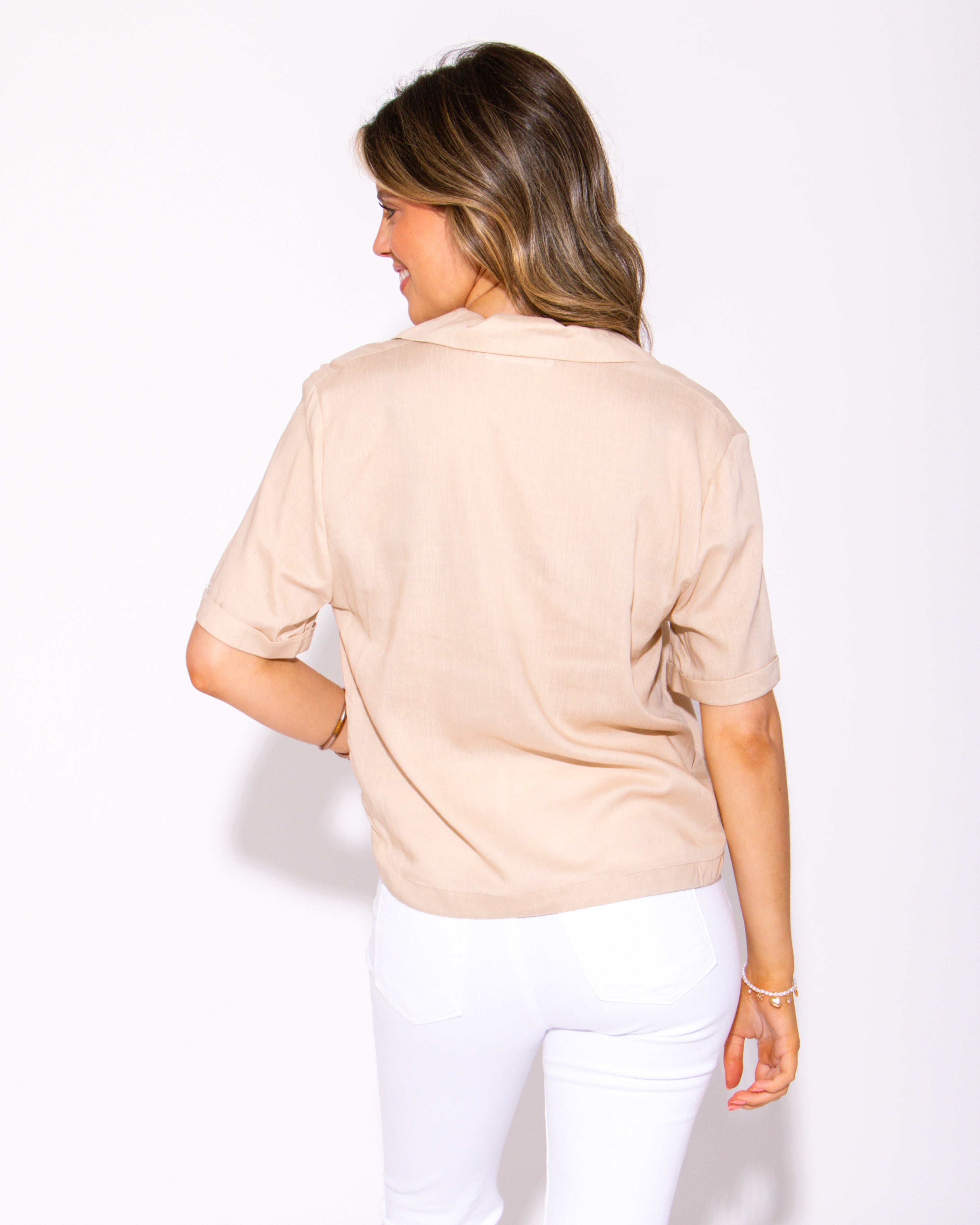 Easy Staple Short Sleeve Top in Khaki