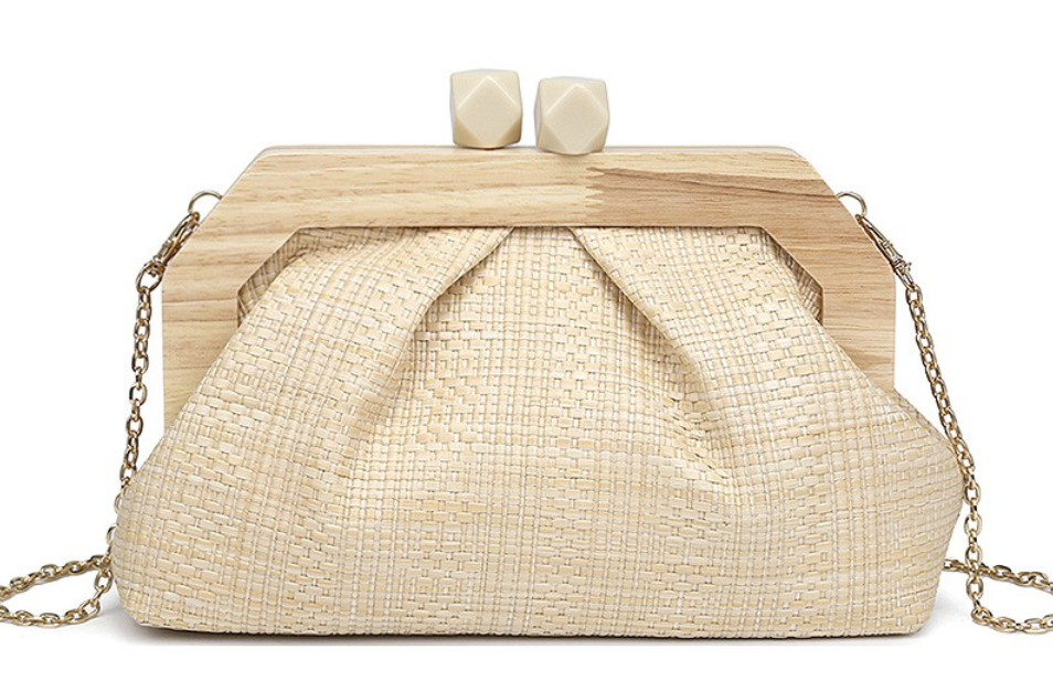 Natural Luxe: Neutral Woven Handbag with Magnetic Closure