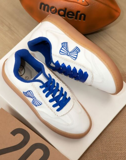 Bows and Go Sneaker in Blue