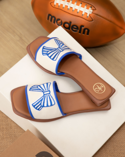 Sweet Step Bow Sandals in Blue